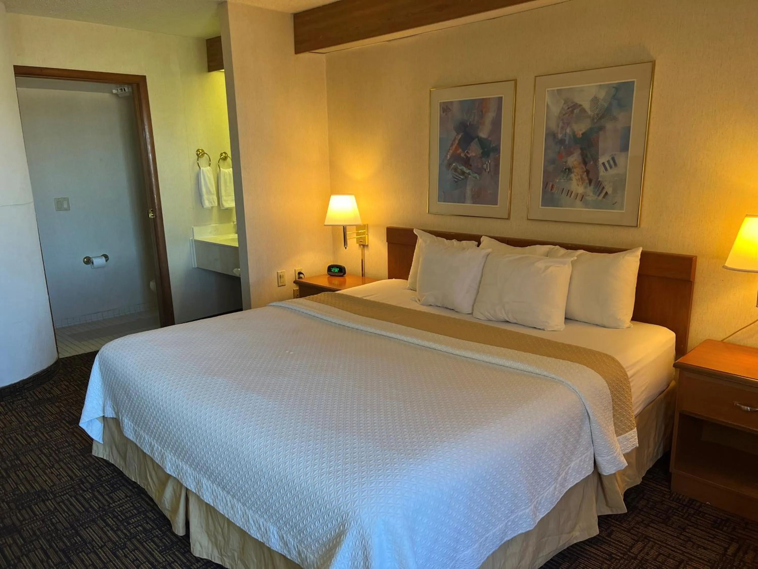 Bed in Days Inn by Wyndham Liberal KS