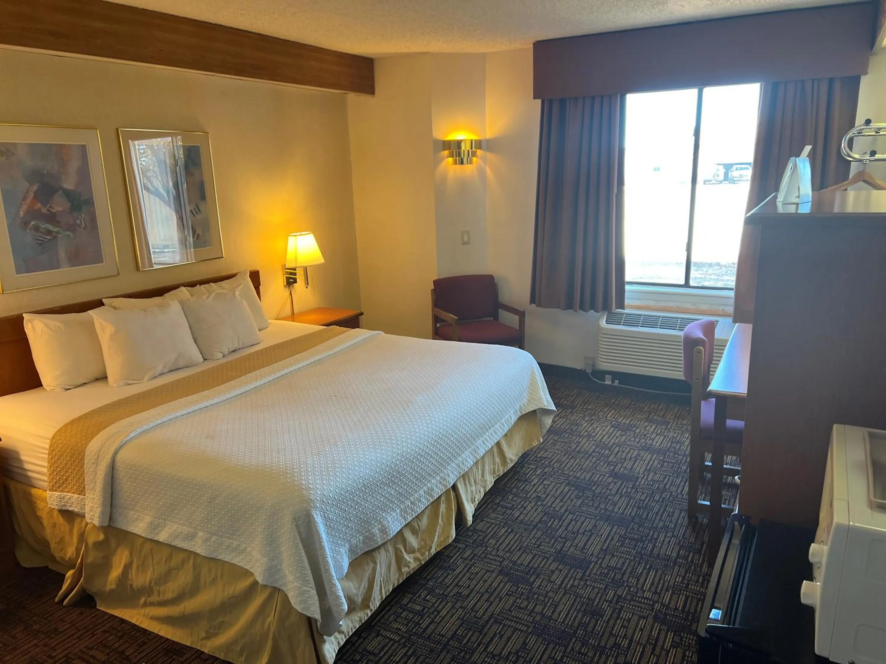 Bed in Days Inn by Wyndham Liberal KS