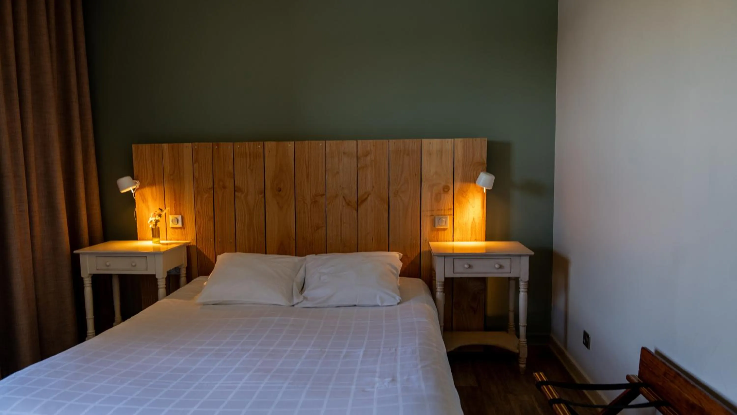 Bed in Hôtel & Spa Le Moulin de Moissac