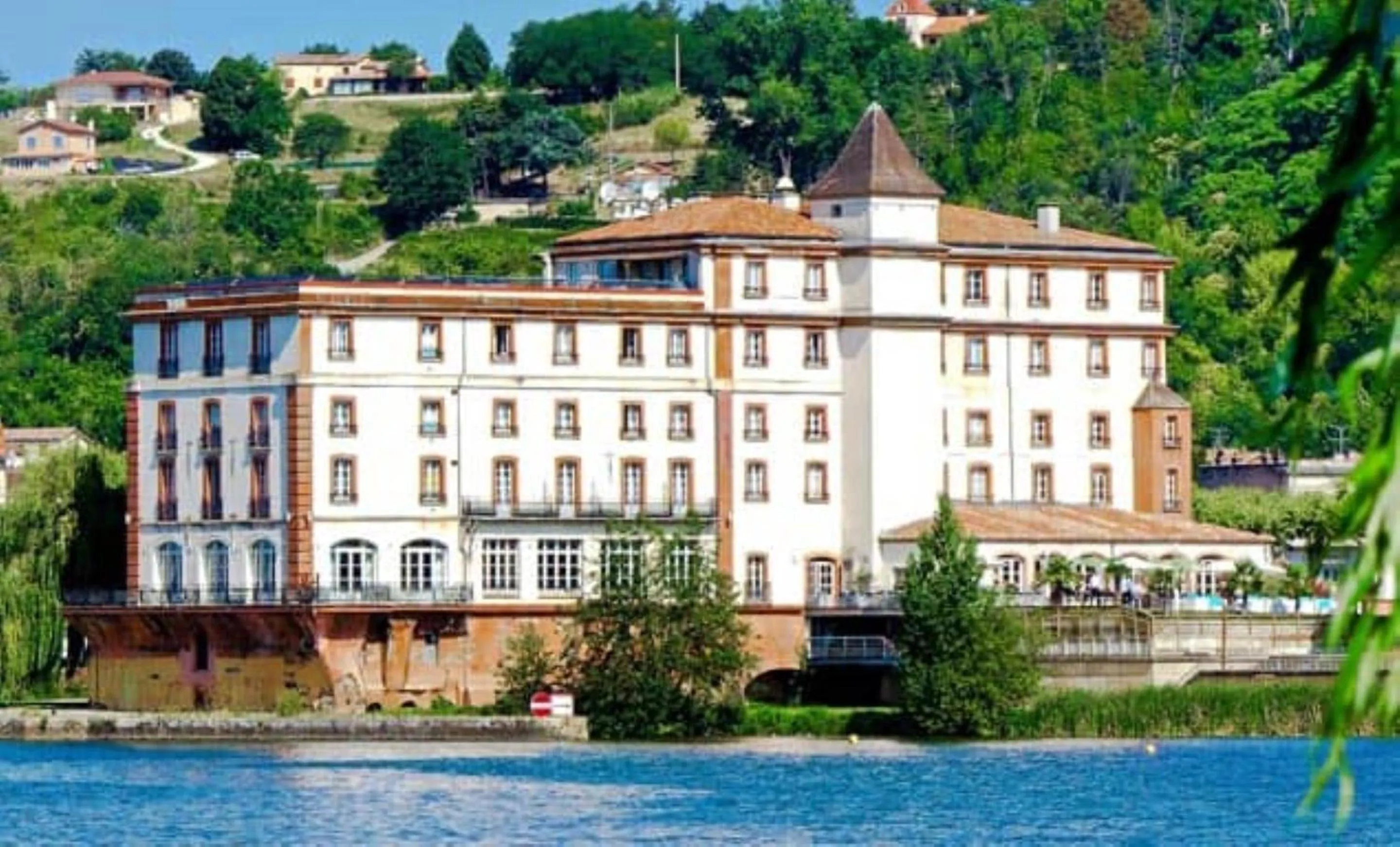 Property building in Le Moulin de Moissac, Sure Hotel Collection by Best Western