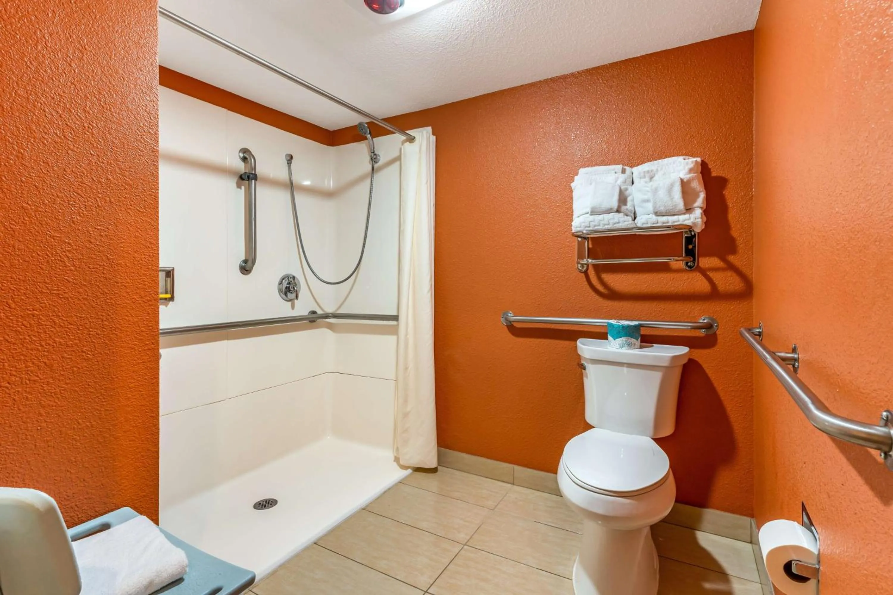 Bathroom in Best Western Plus Inn Scotts Valley