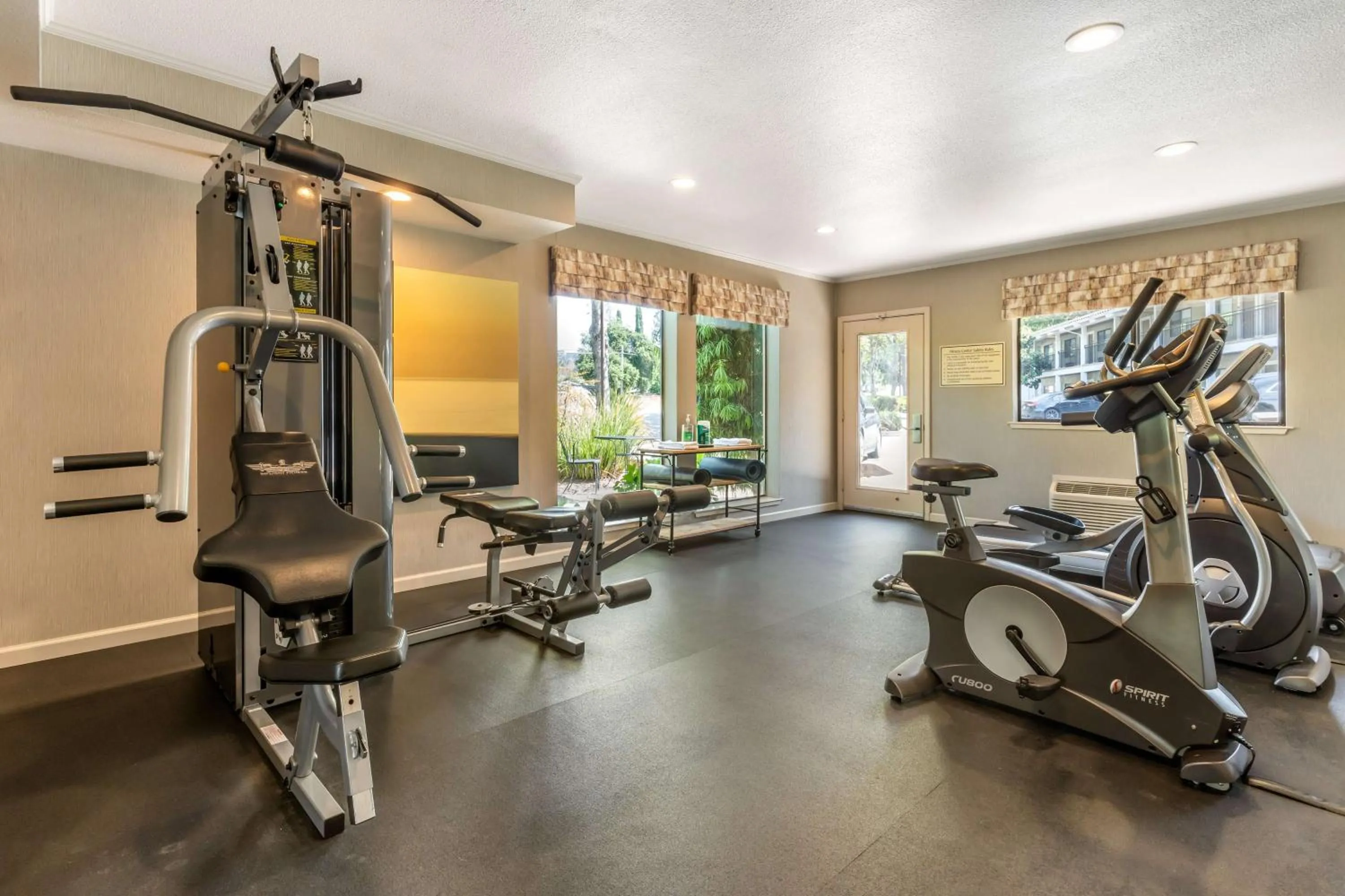 Fitness centre/facilities in Best Western Plus Inn Scotts Valley