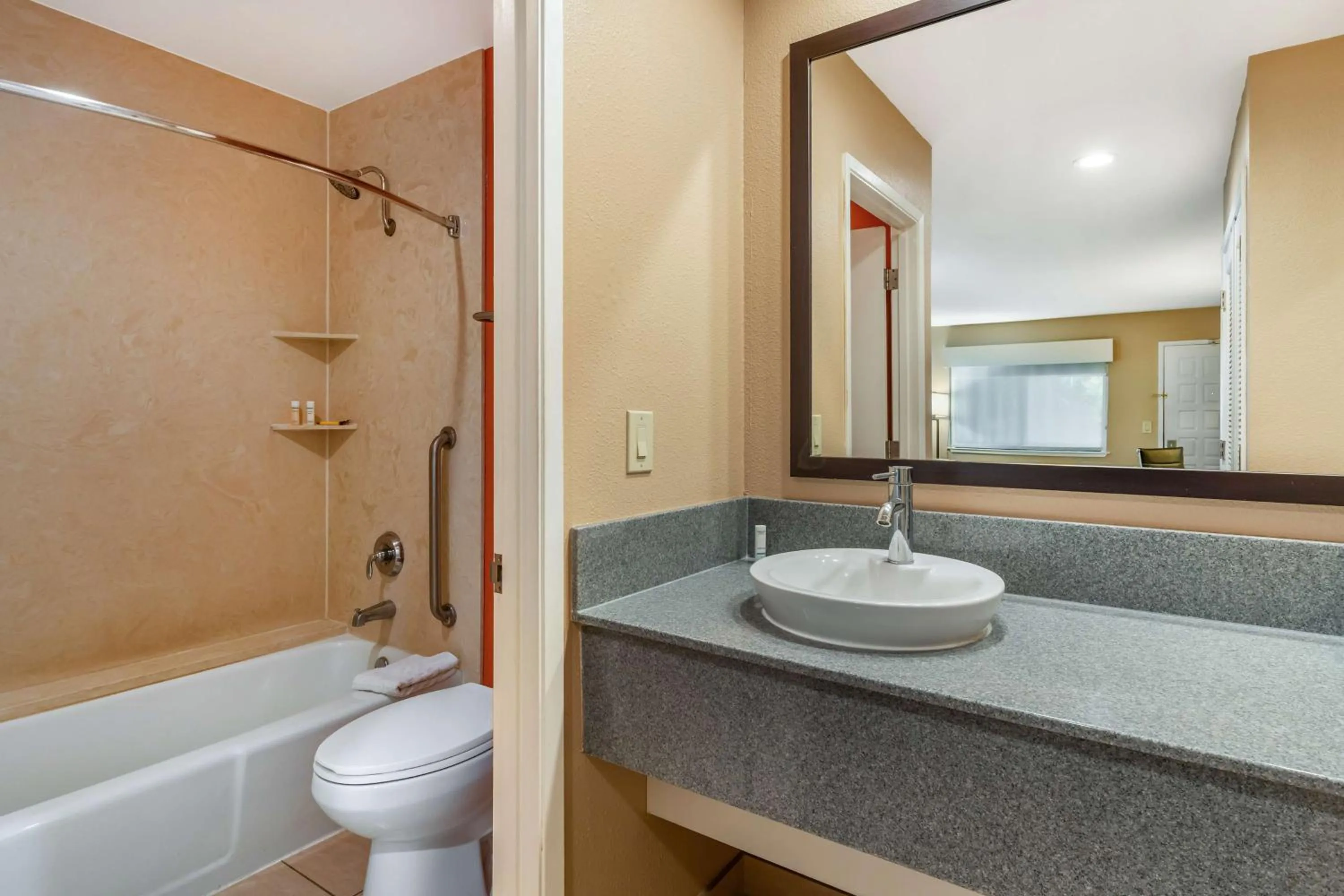 Bathroom in Best Western Plus Inn Scotts Valley