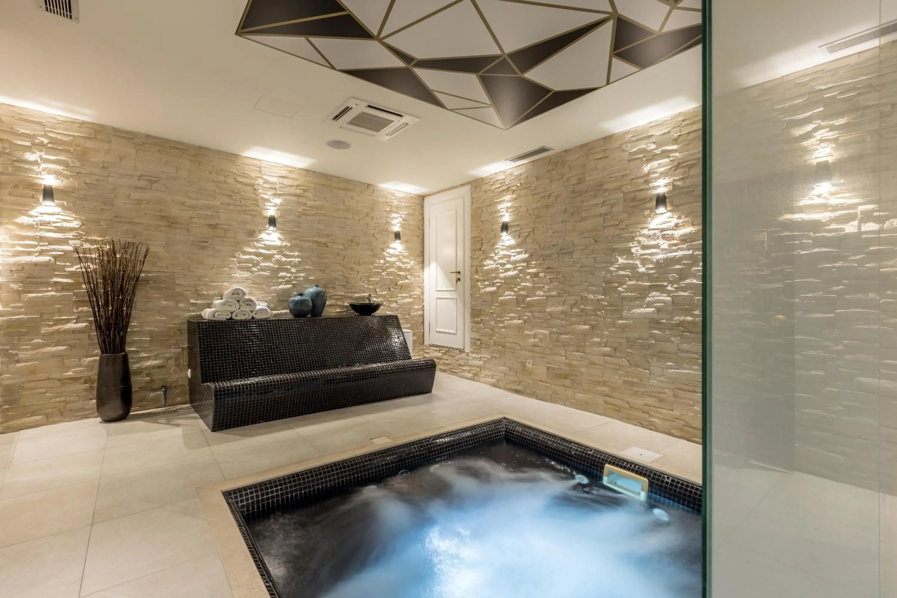 Spa and wellness centre/facilities in Sperone Hotel
