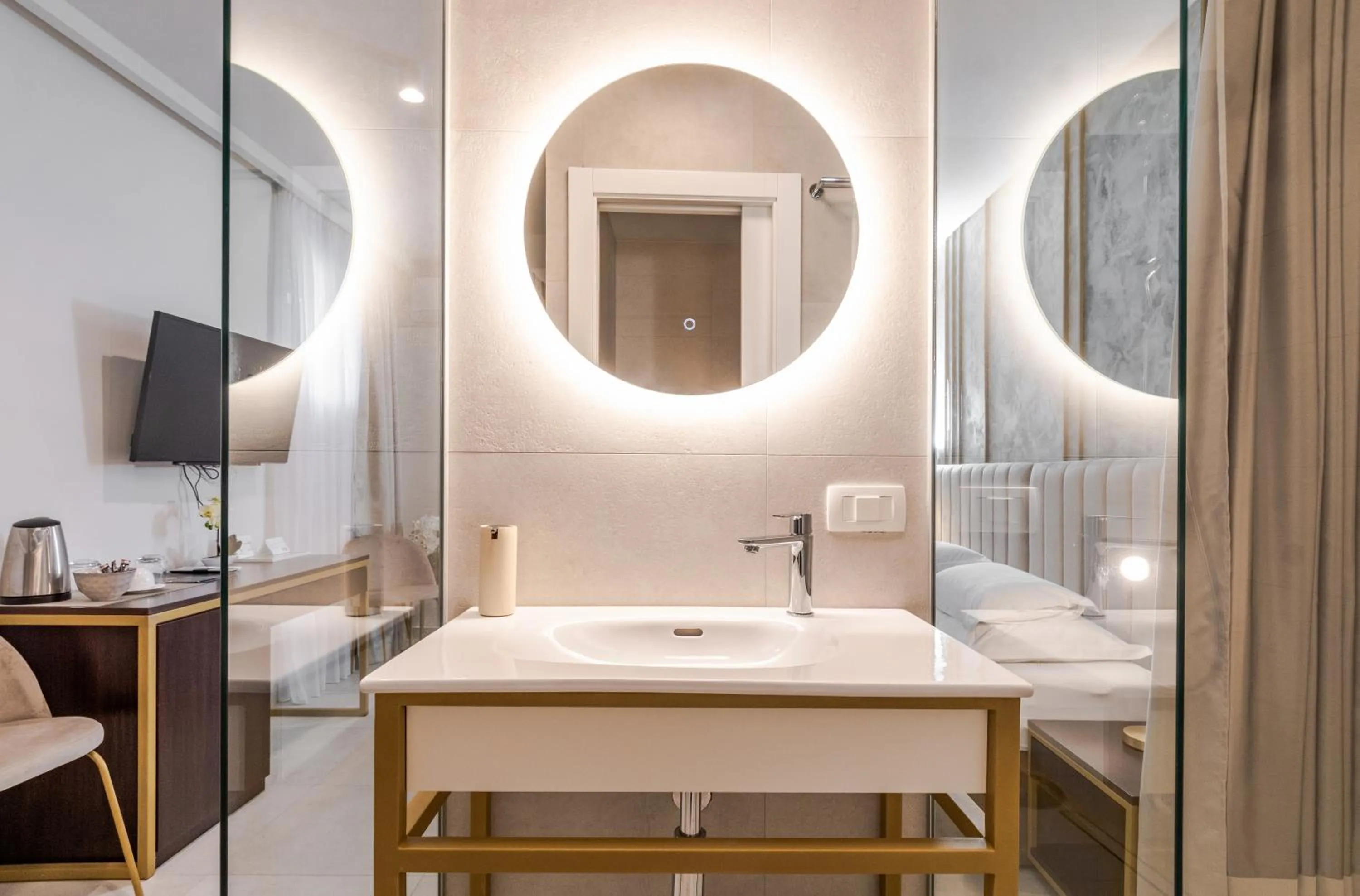 Bathroom in Sperone Hotel