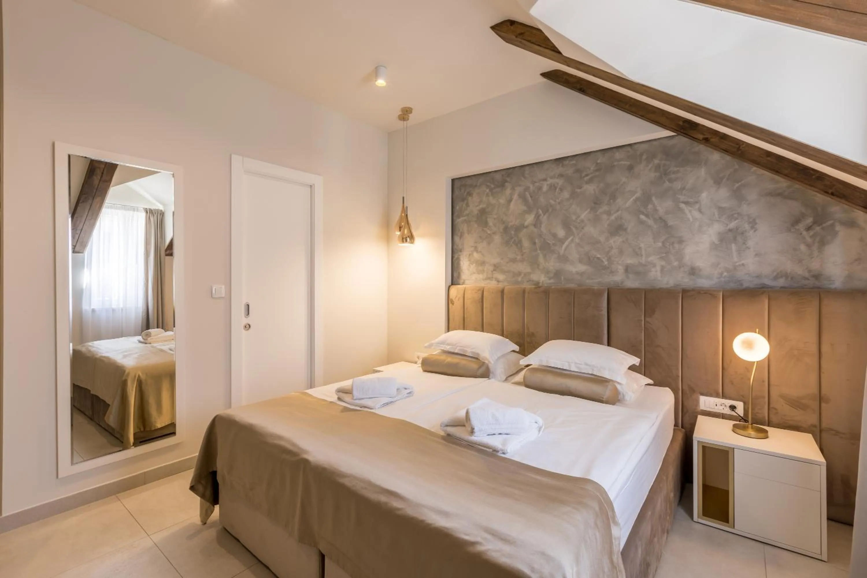 Bed in Sperone Hotel