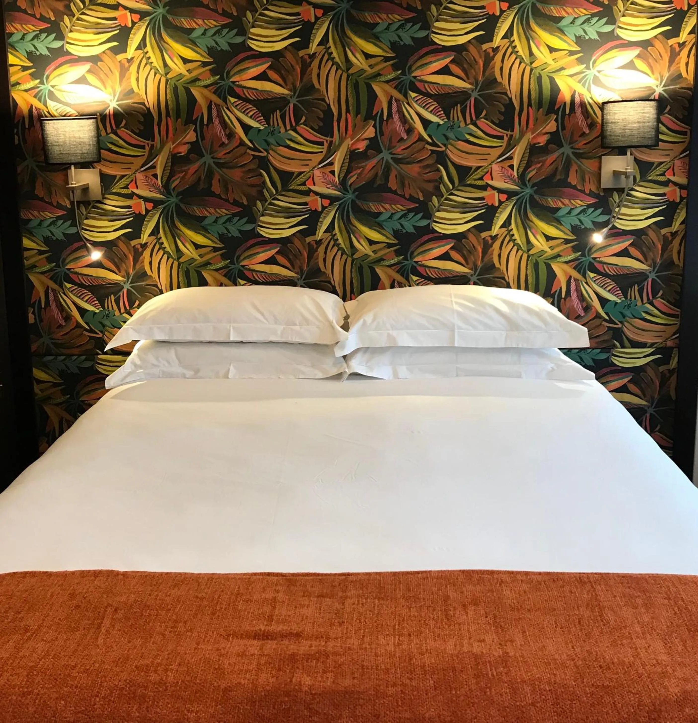 Bed in ONOMO Hotel Foreshore