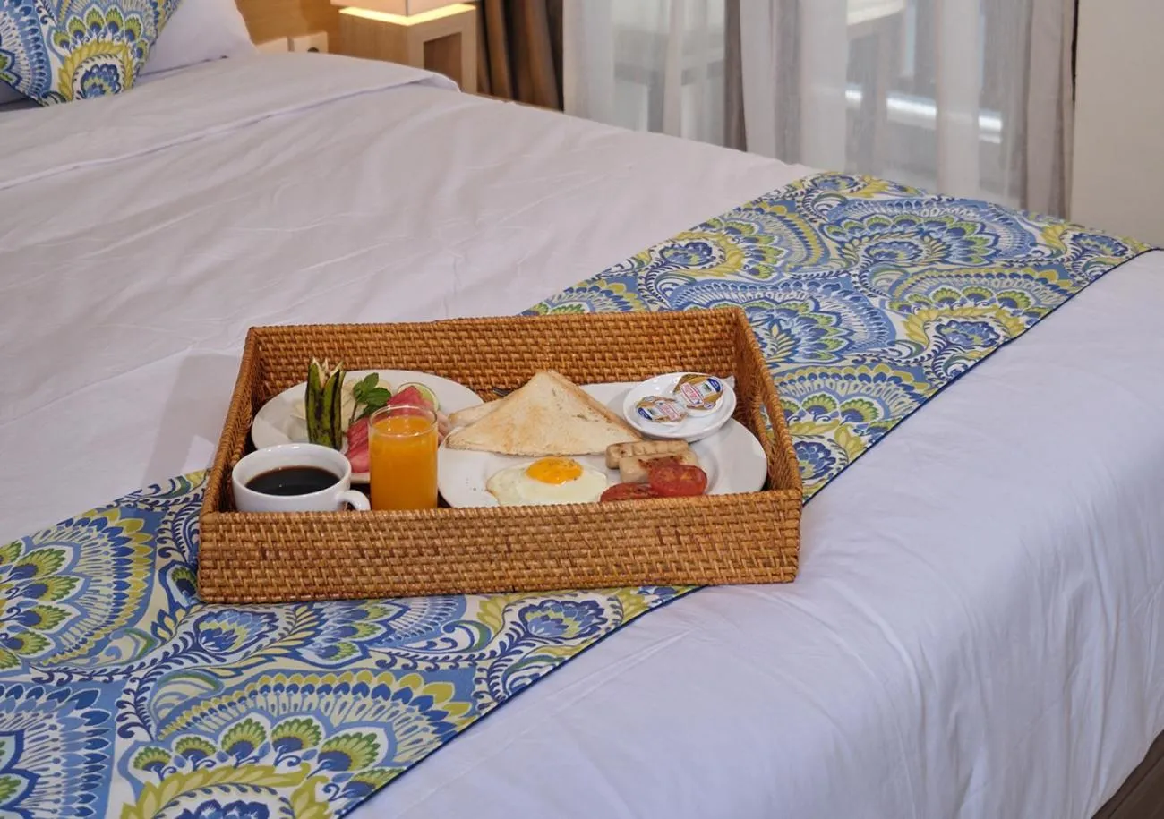 Food and drinks, Bed in Gili Kama Hotel & Villa
