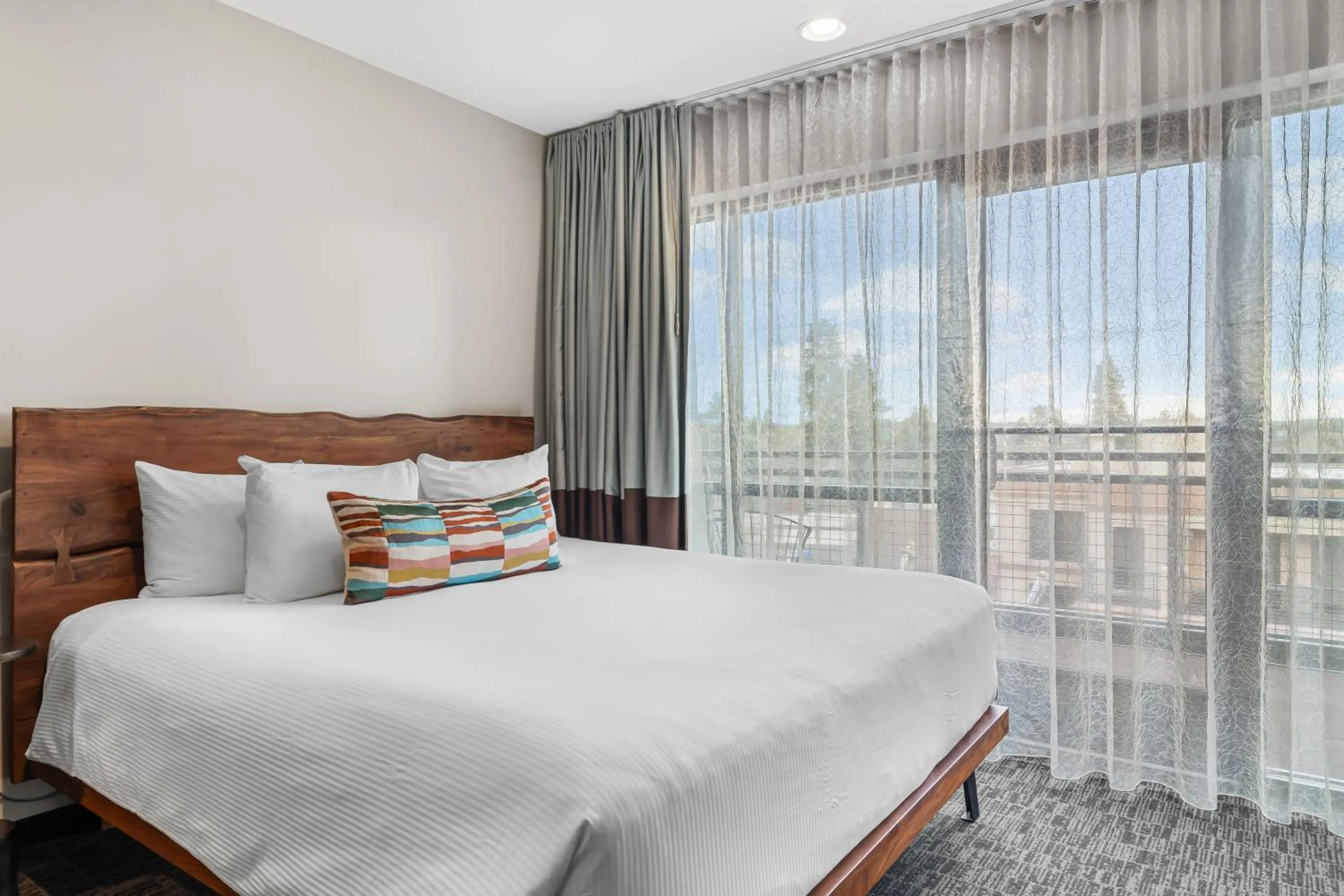 Bed in Oxford Hotel Bend