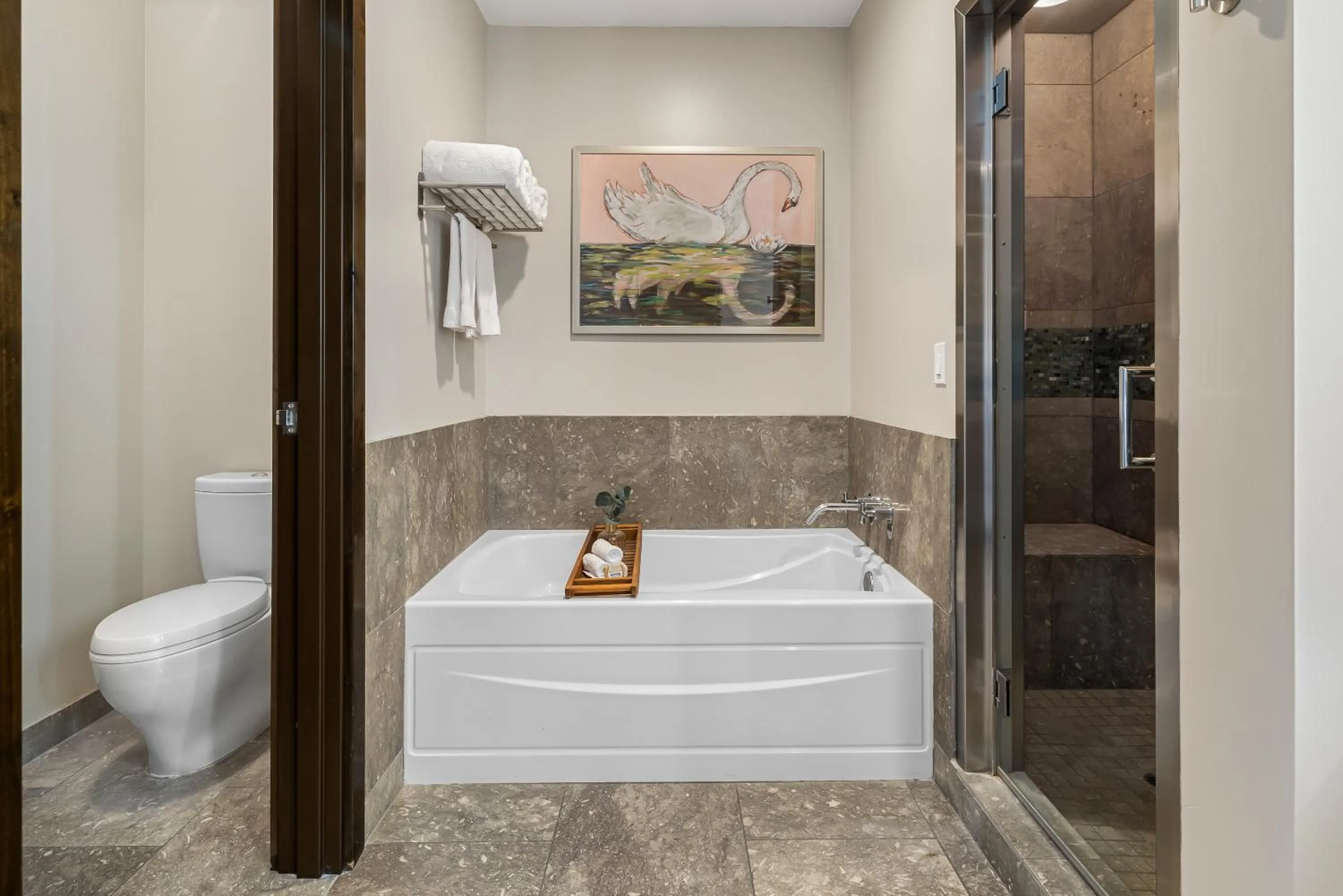 Bathroom in Oxford Hotel Bend