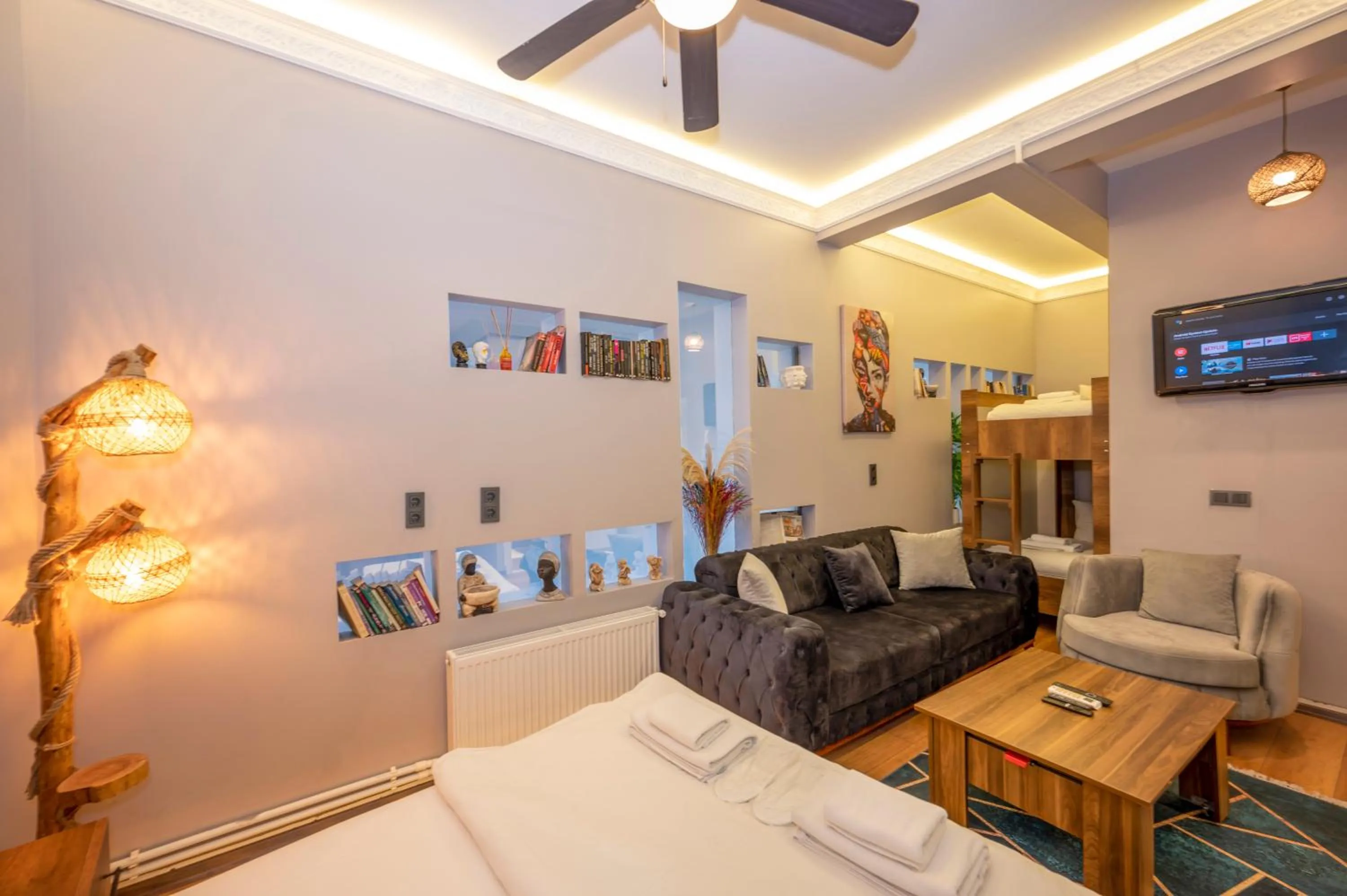 Bed in Dorne Suite Taksim Hotel