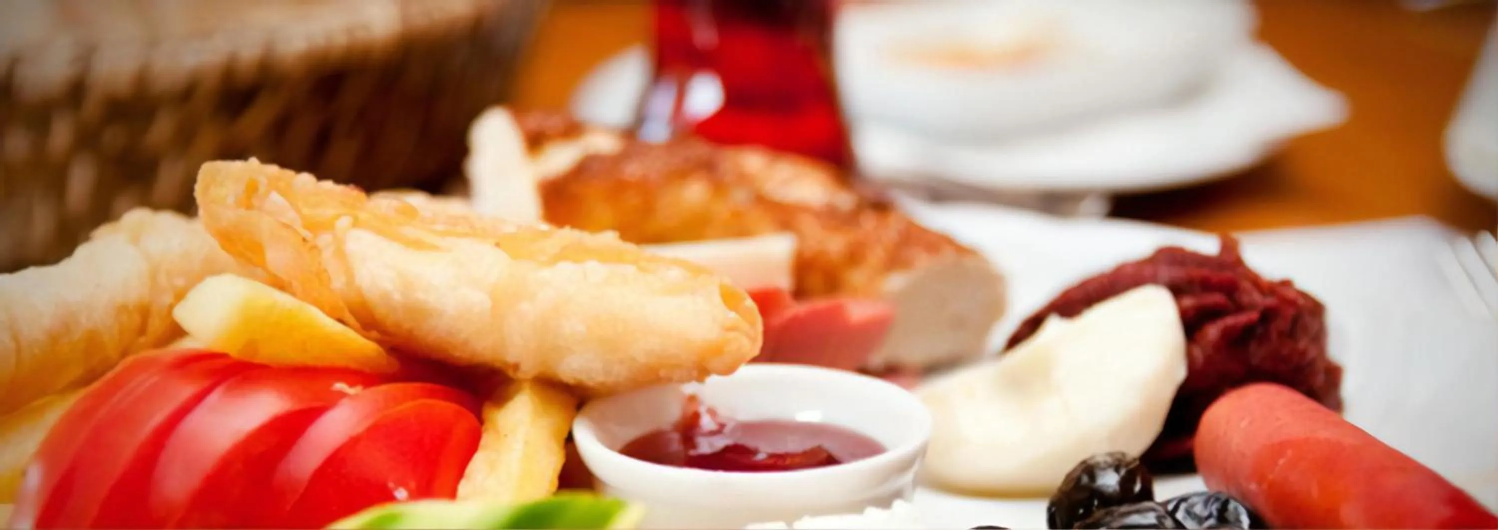 Food and drinks in Dorne Suite Taksim Hotel