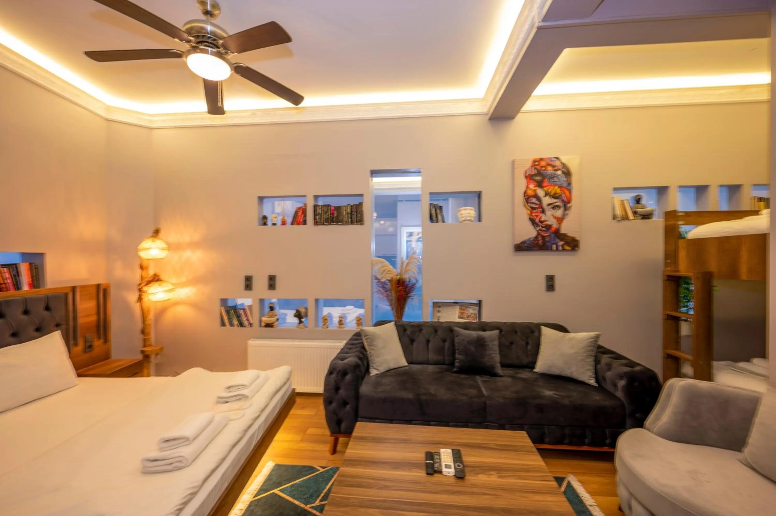 Bed in Dorne Suite Taksim Hotel