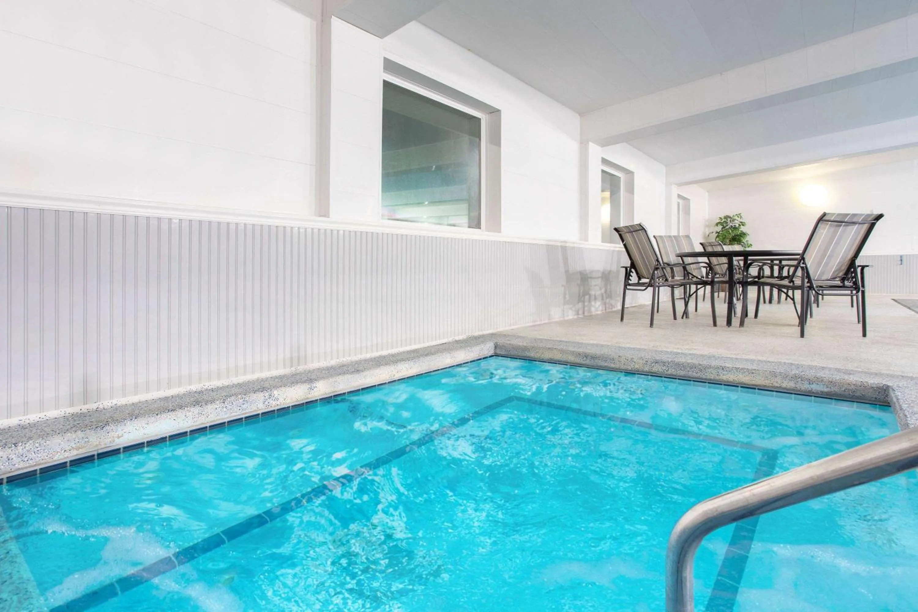 Hot Tub in Days Inn by Wyndham Fond du Lac