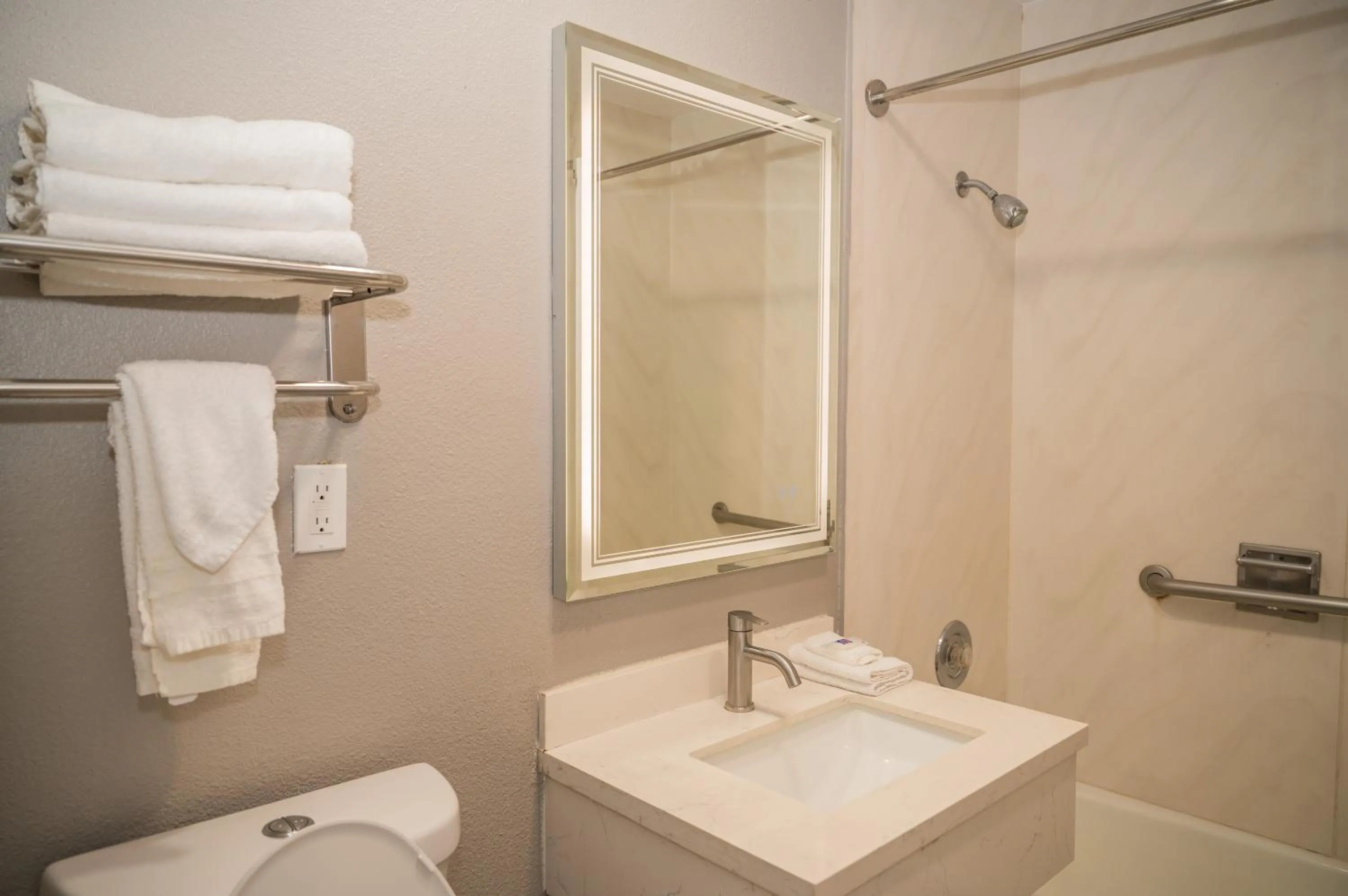 Bathroom in Motel 6 Soledad, CA