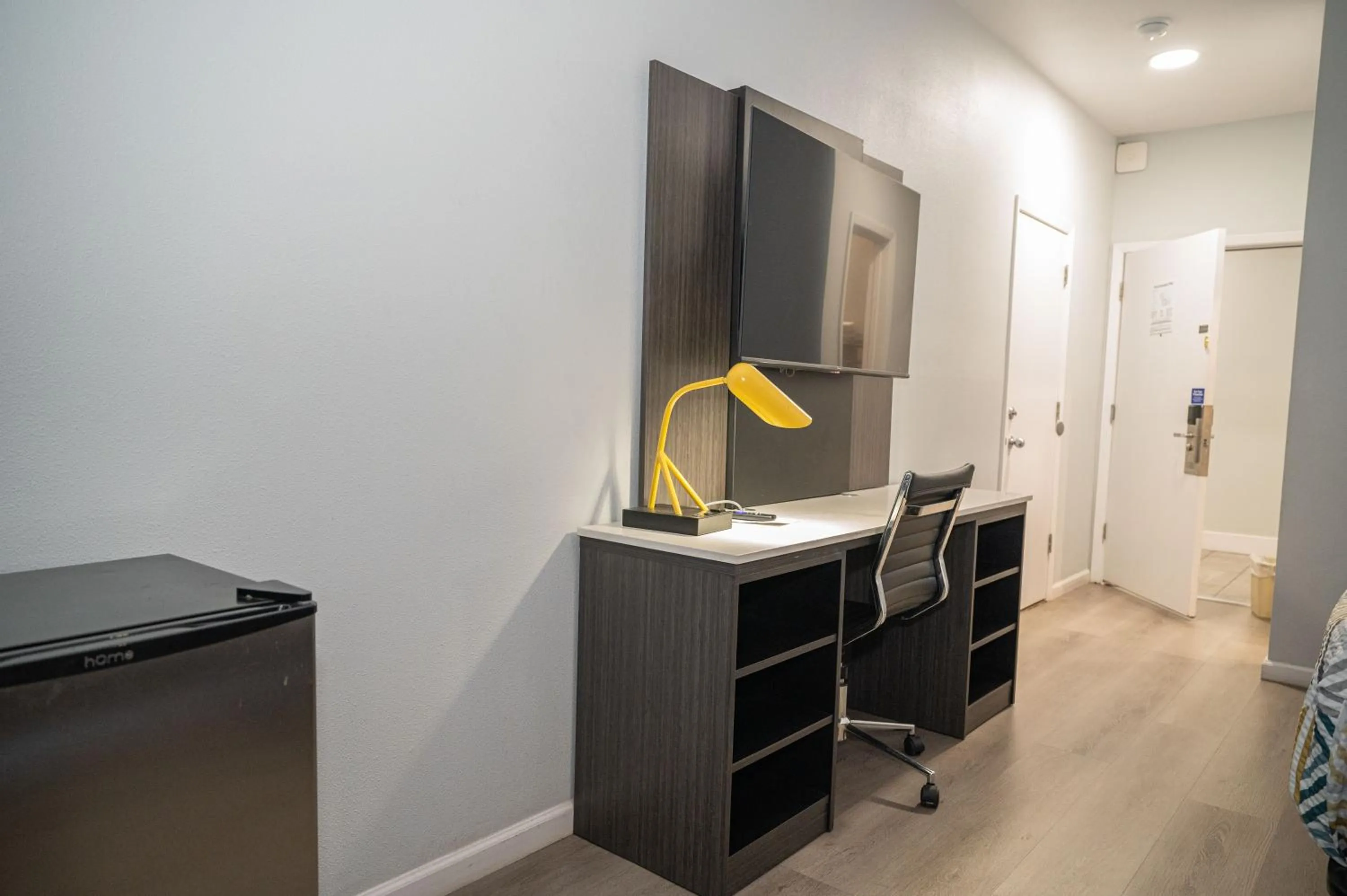 TV and multimedia in Motel 6 Soledad, CA