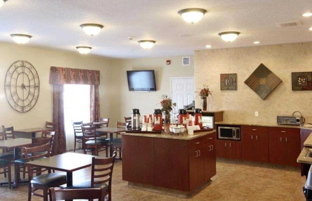 Food and drinks in GrandStay Residential Suites Hotel Faribault