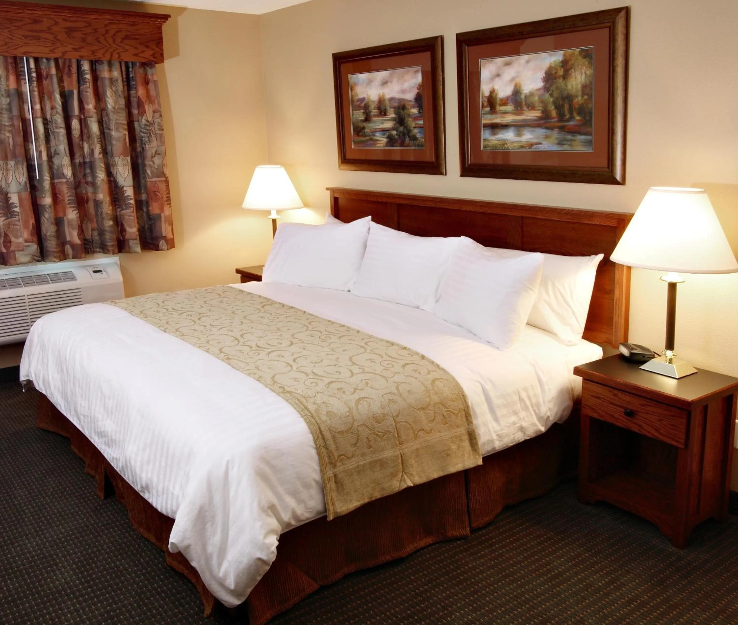 Bed in GrandStay Residential Suites Hotel Faribault
