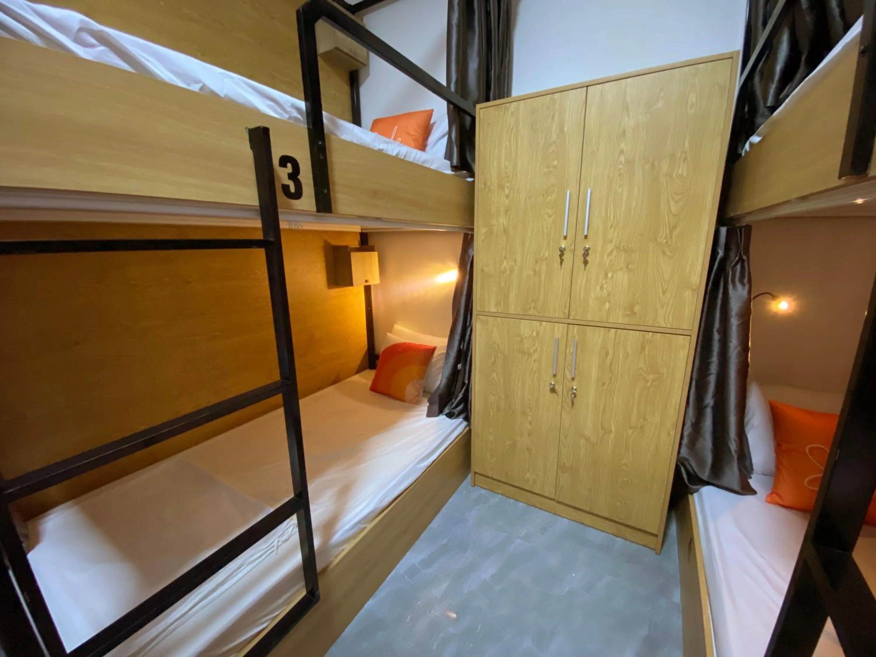 Bed in Silk and Sea Hotel