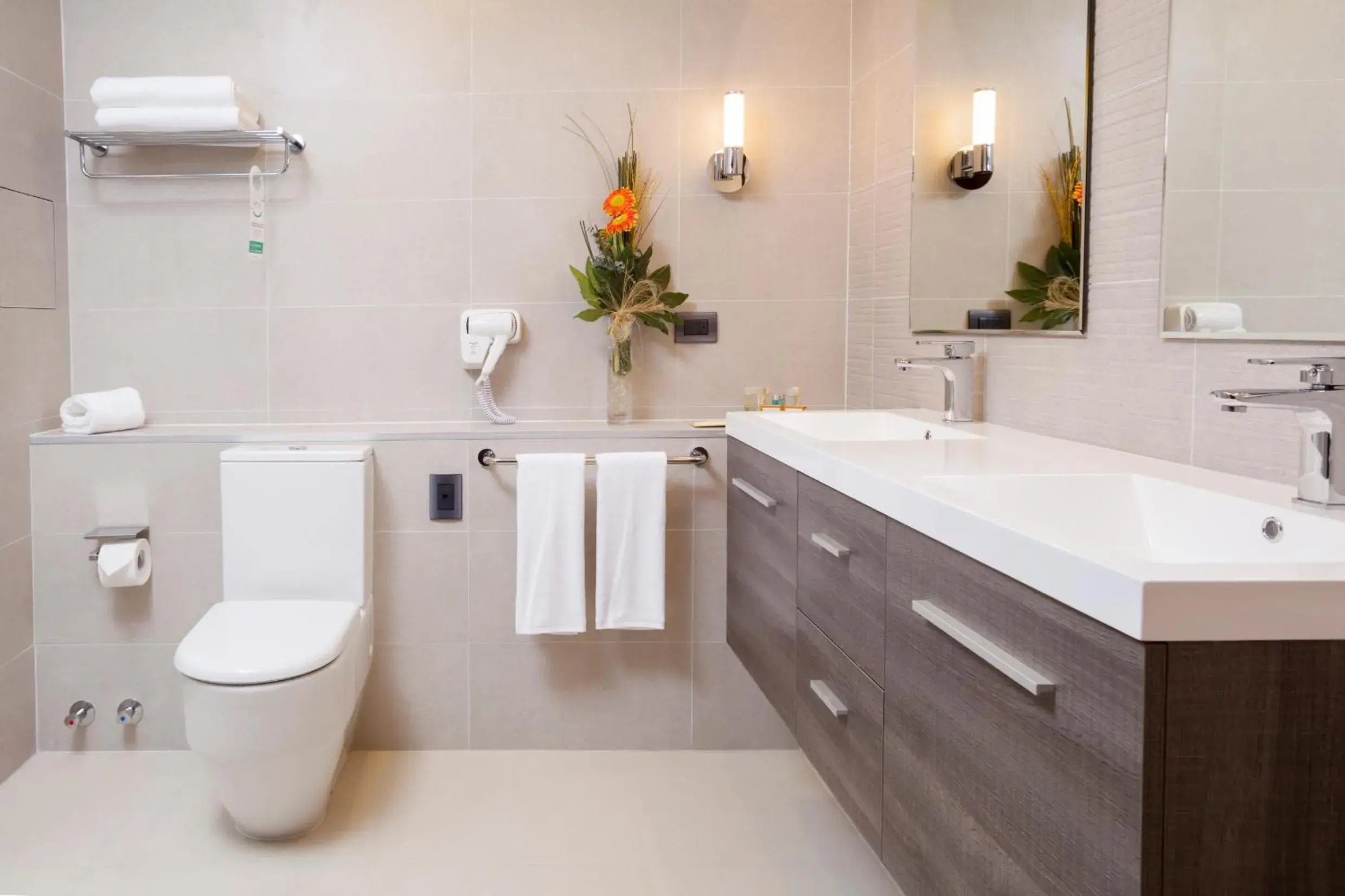 Junior Suite in MDS Hotel Chillan Junior Suite in MDS Hotel Chillan