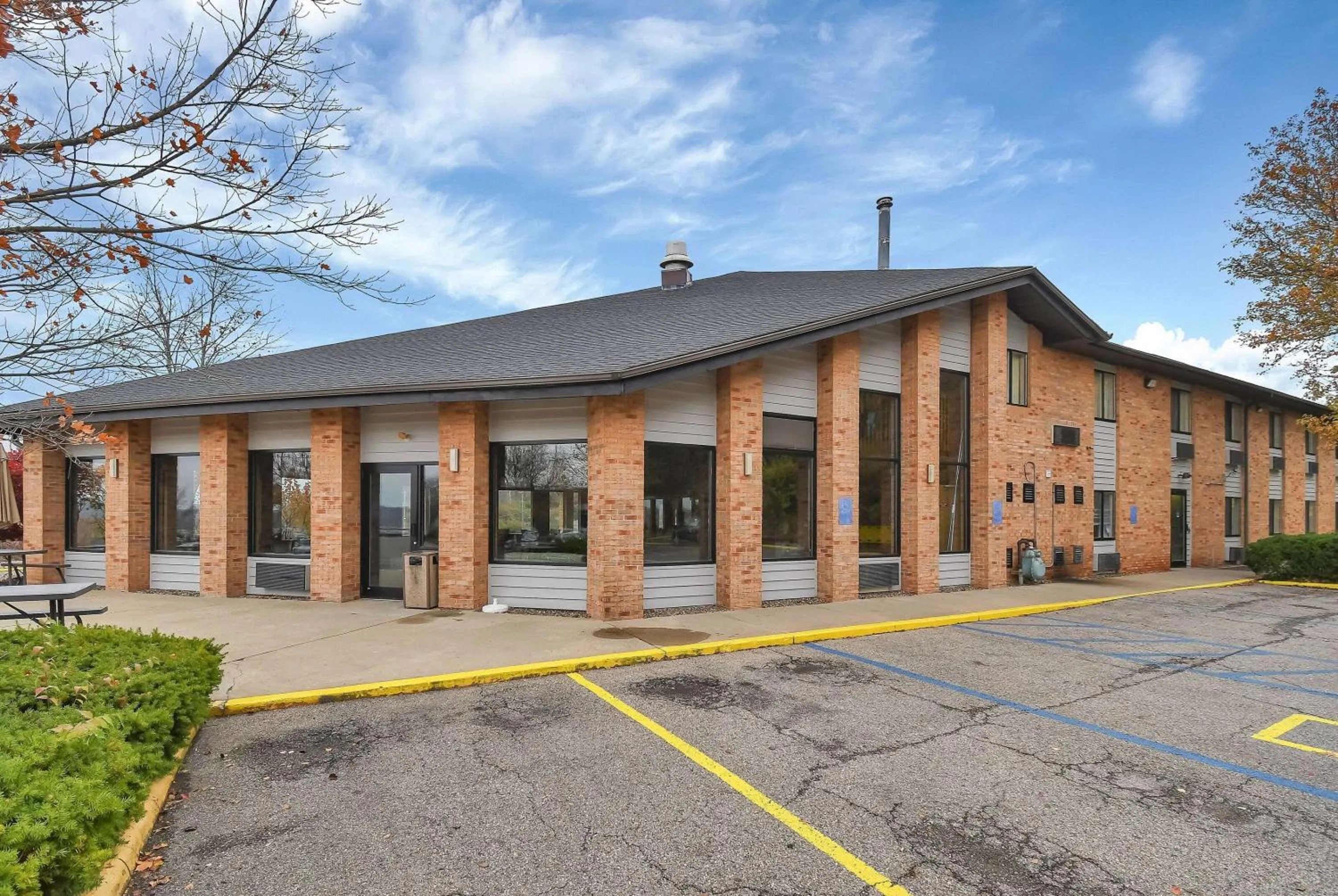 Property building in Baymont by Wyndham Zanesville