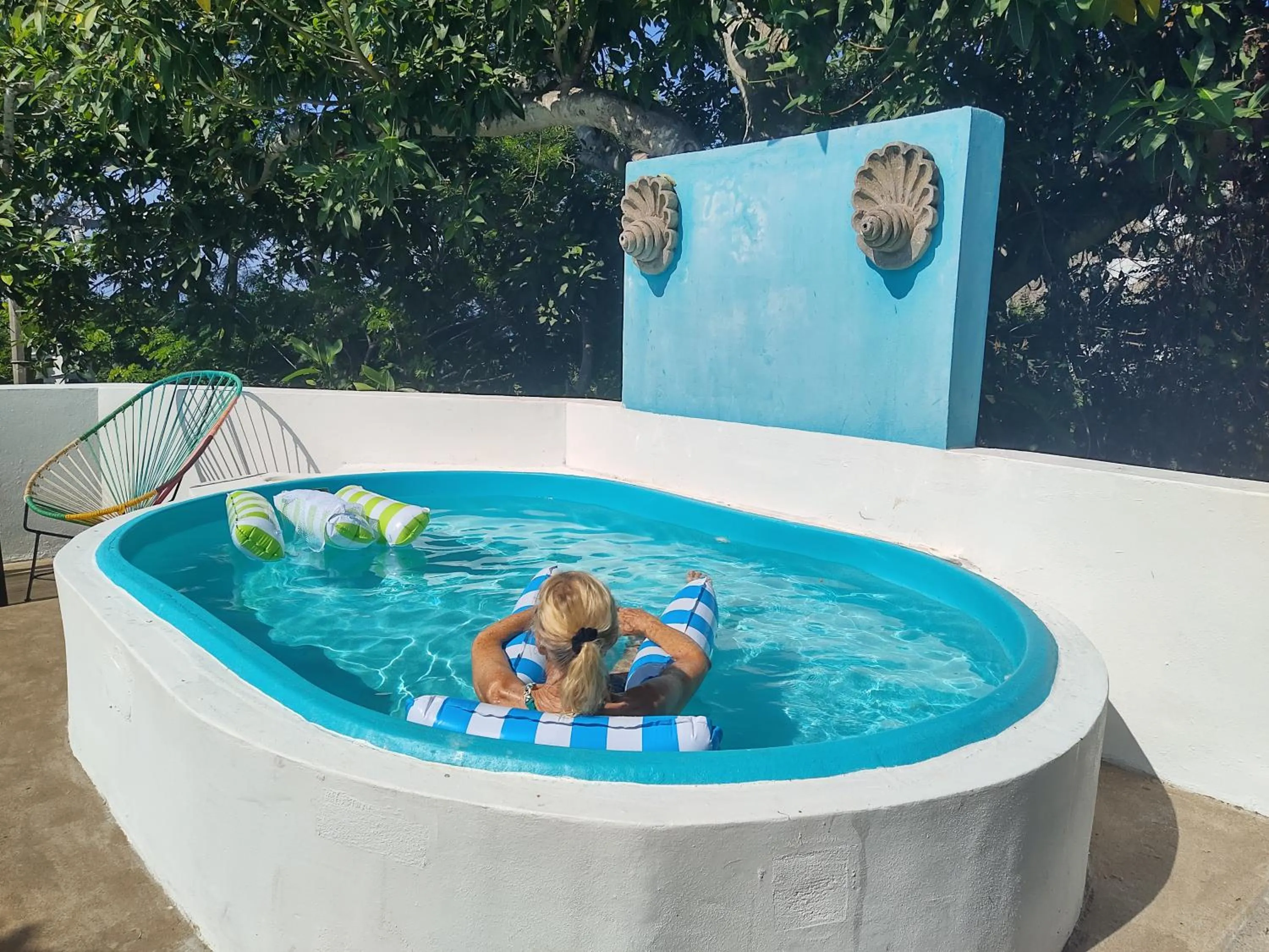 Pool view in Mar y Sueños Suites