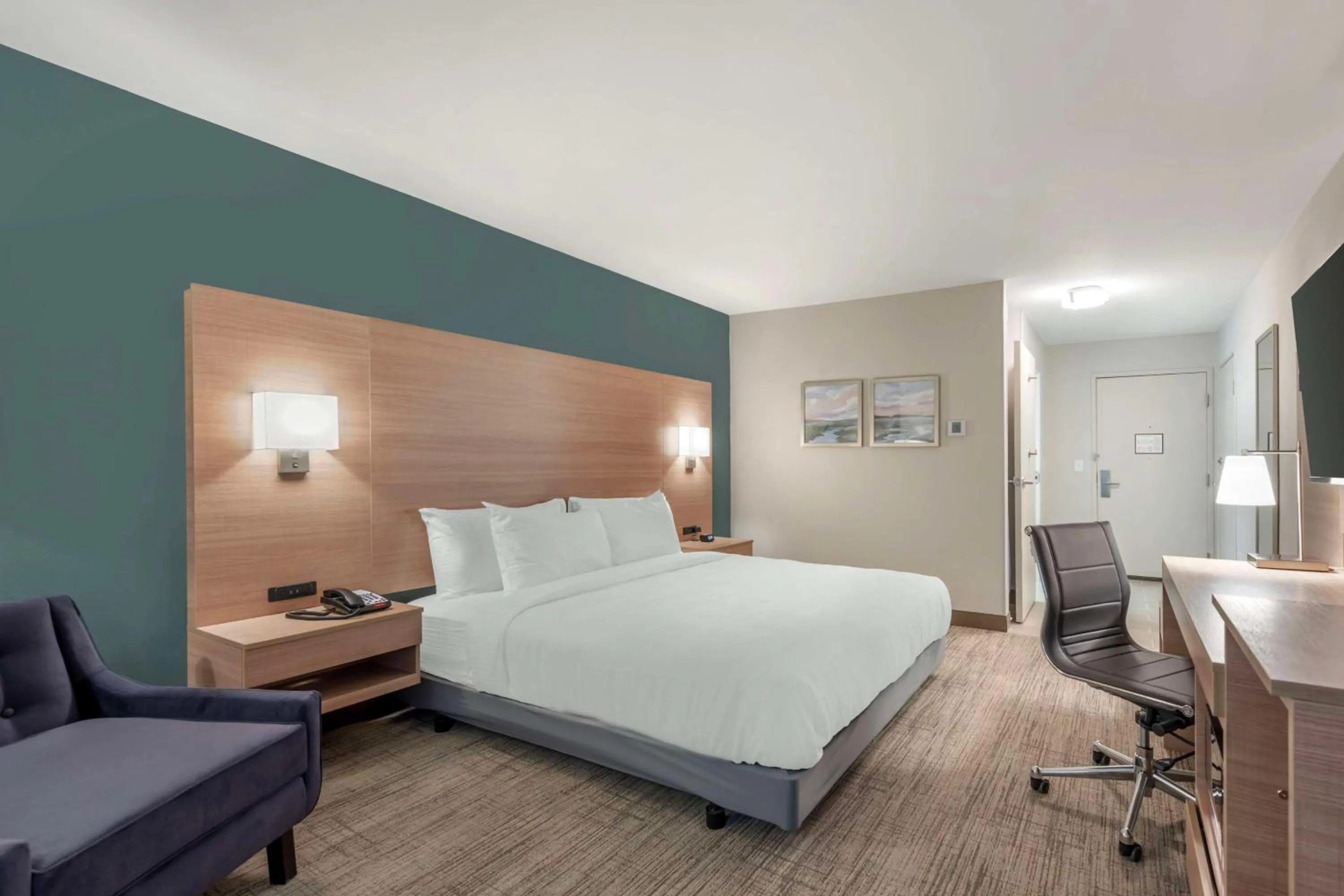 Bedroom, Bed in Best Western River Cities