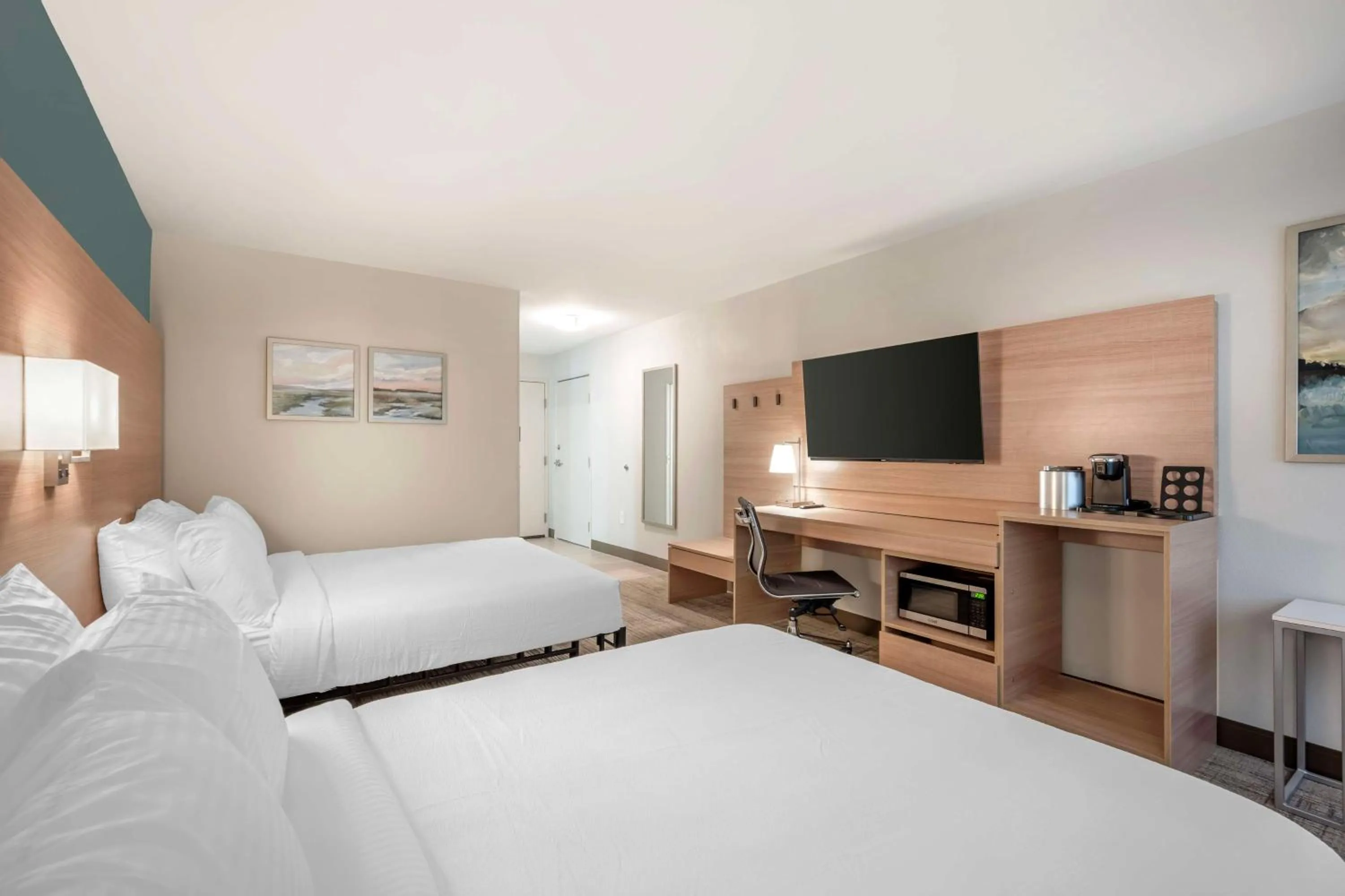 Bedroom, Bed in Best Western River Cities