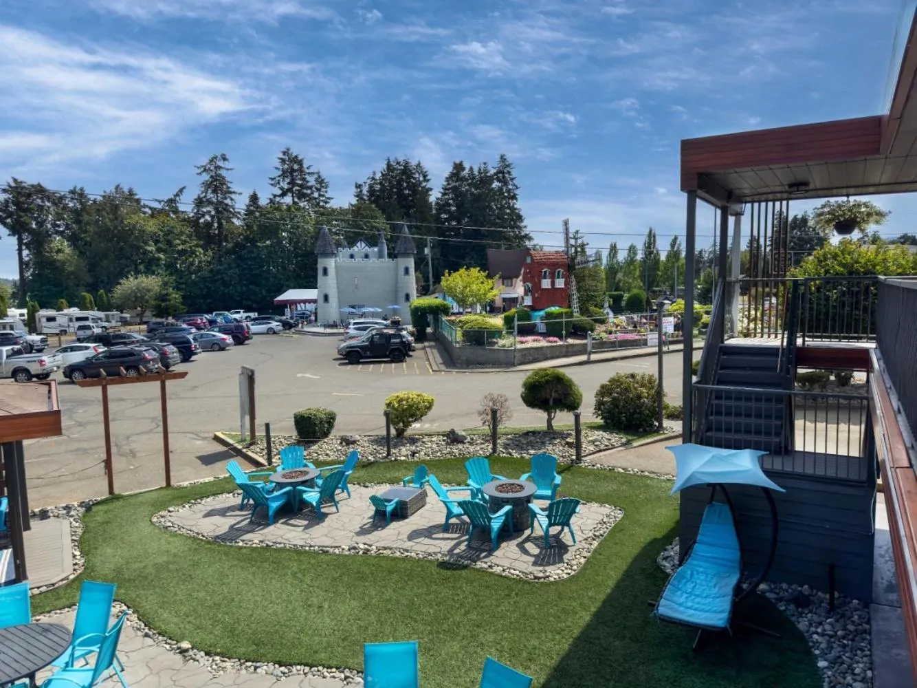 sunbed in The Tide's Inn