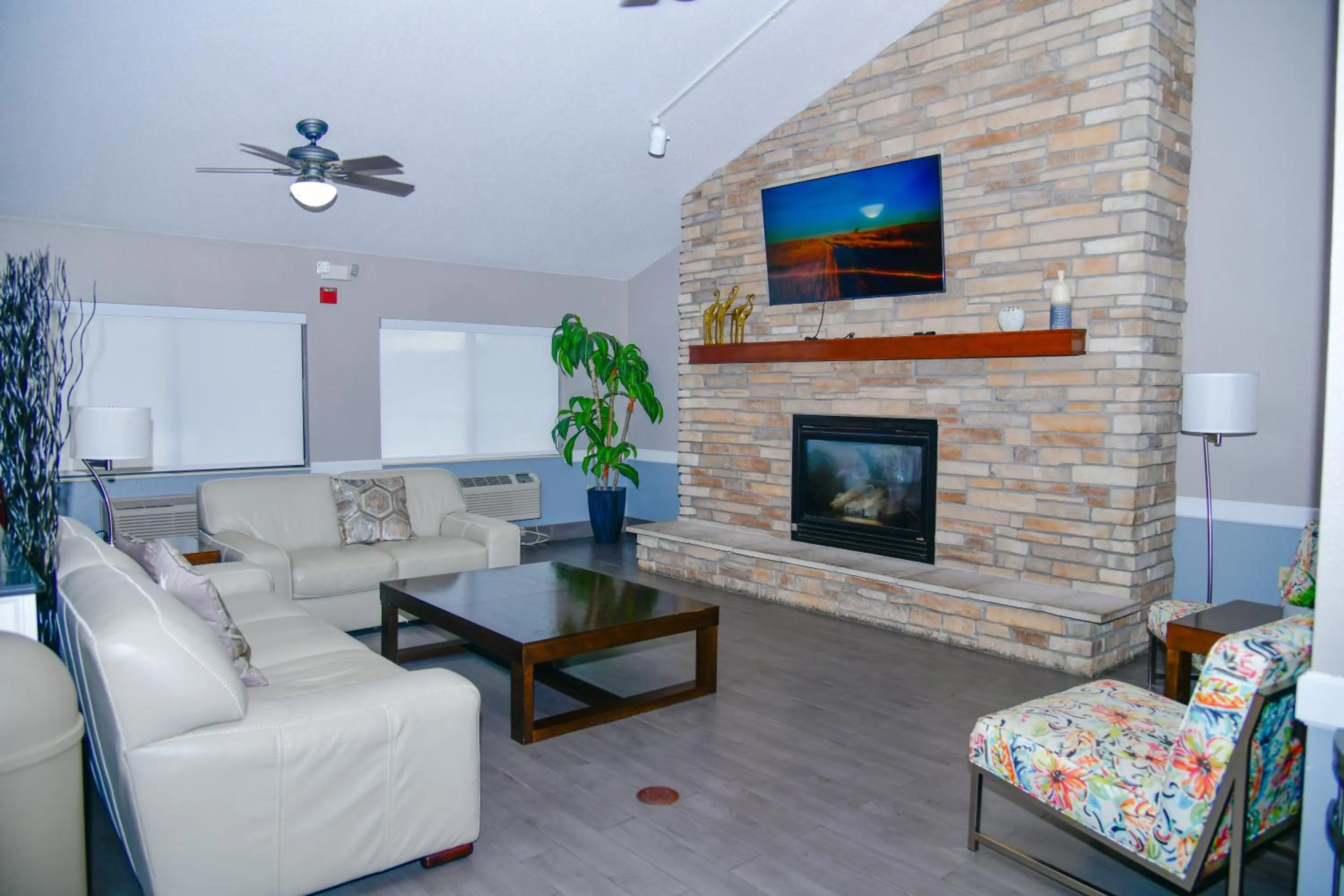 AmericInn by Wyndham Muscatine