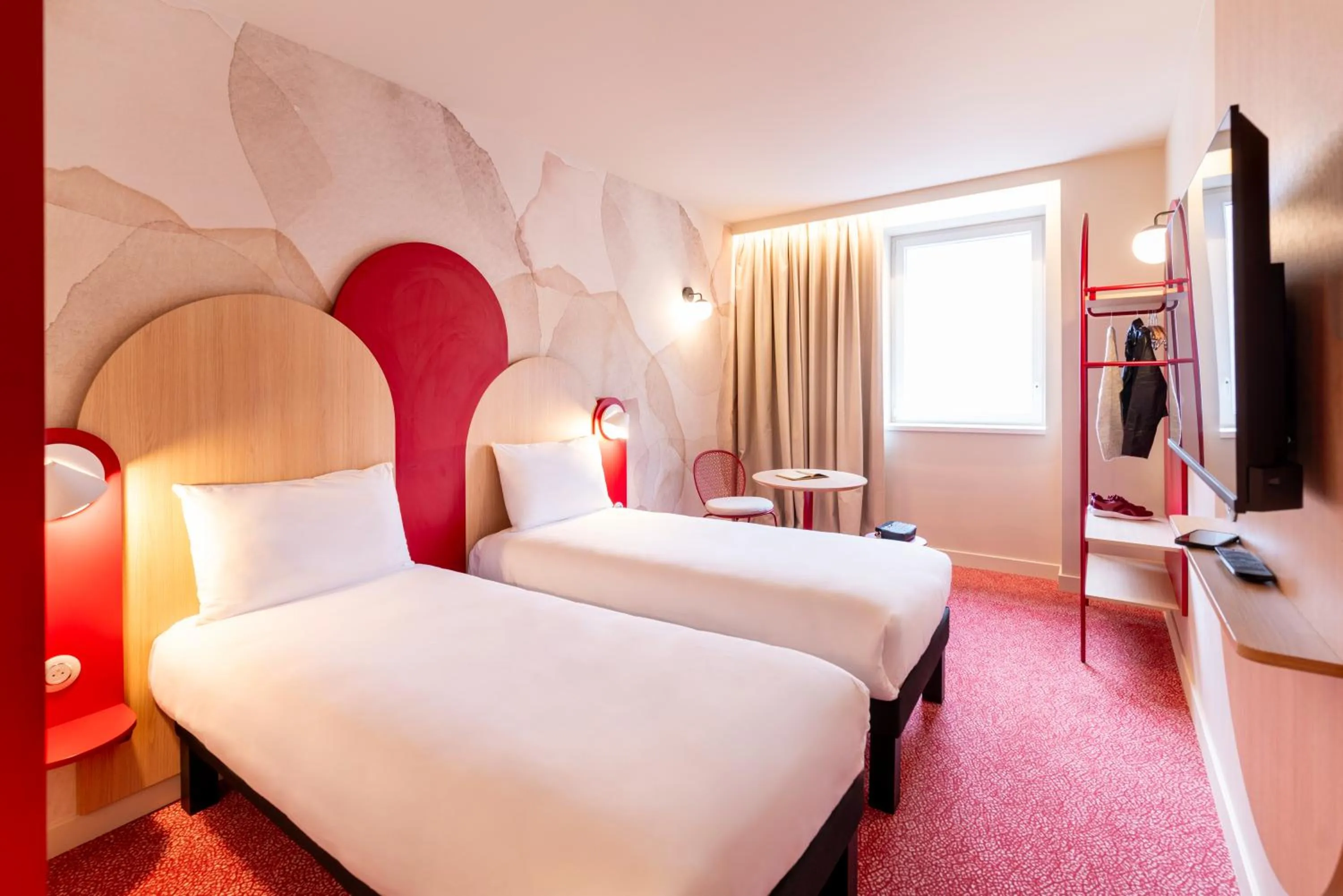 Bed in Ibis Styles Strasbourg Centre République