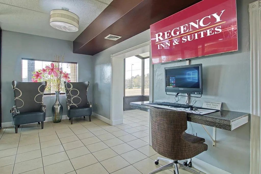Lobby or reception in Regency Inn & Suites