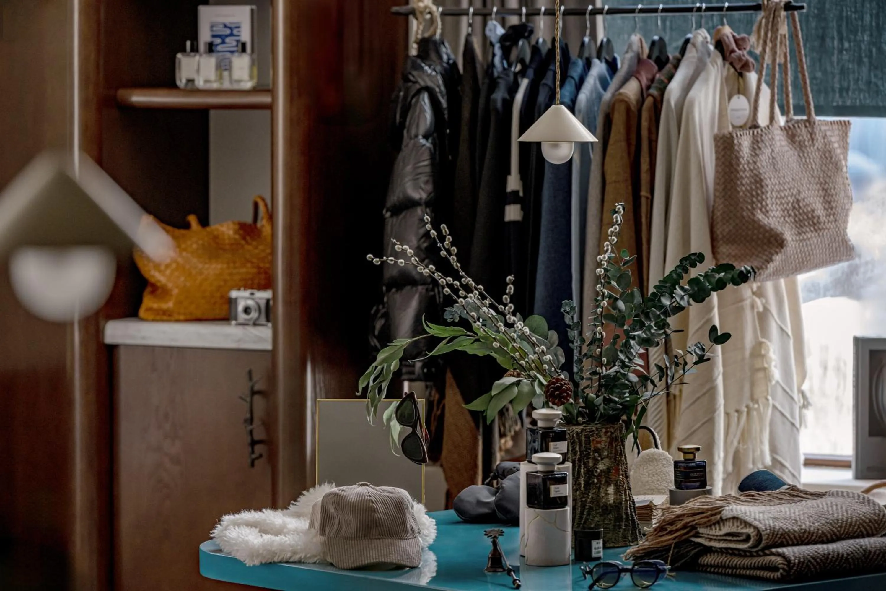 On-site shops in Experimental Chalet Val d'Isère