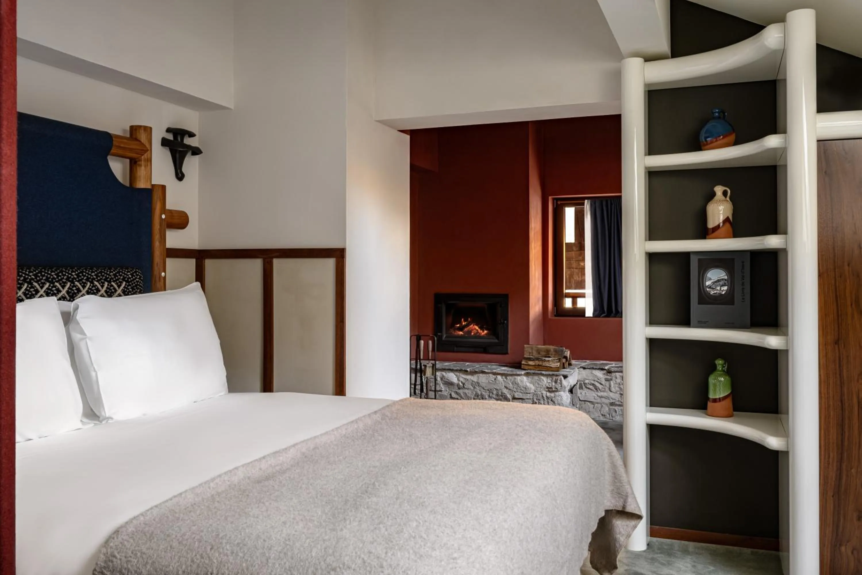 Photo of the whole room, Bed in Experimental Chalet Val d'Isère