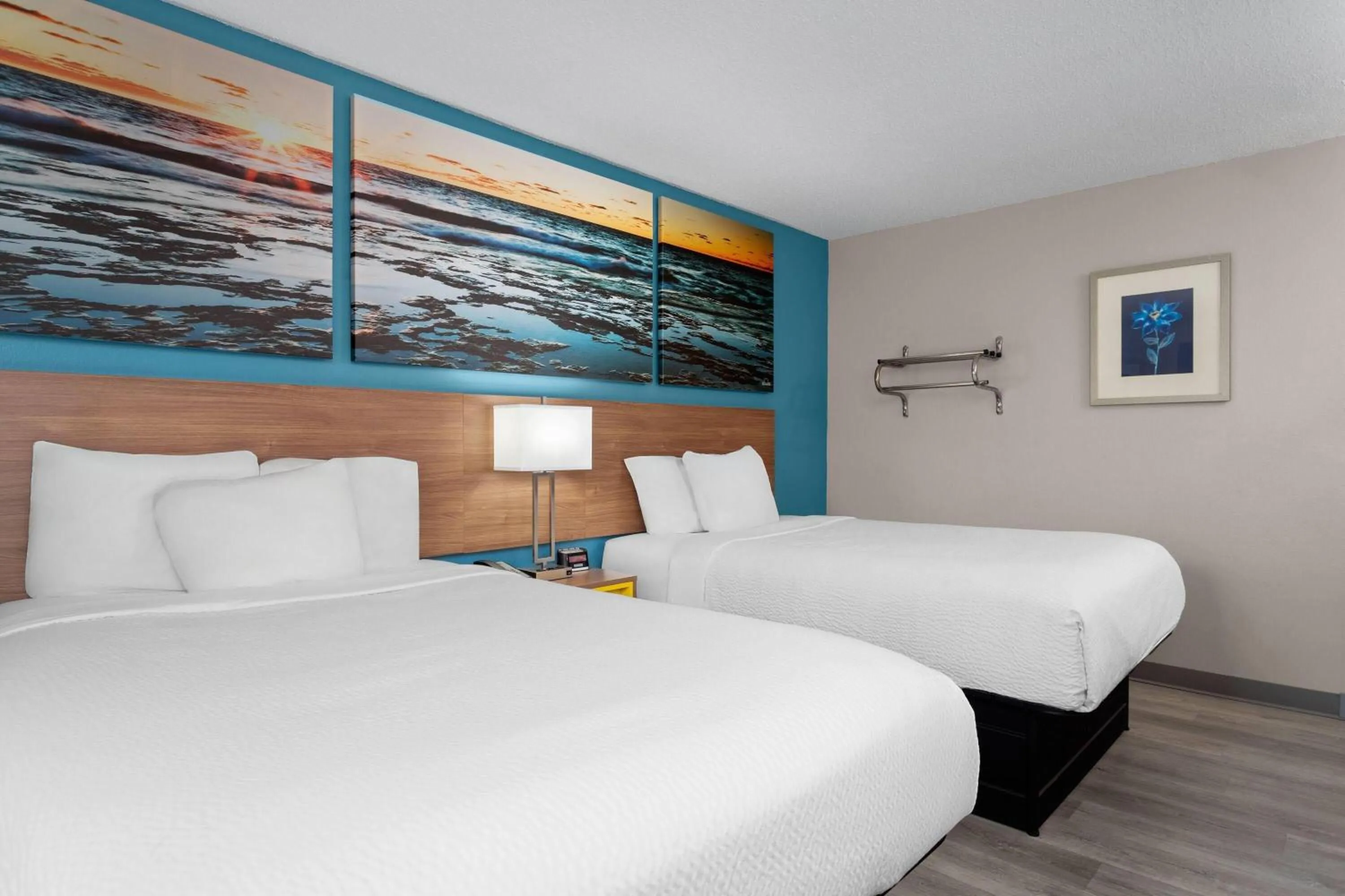 Photo of the whole room, Bed in Days Inn by Wyndham Austin