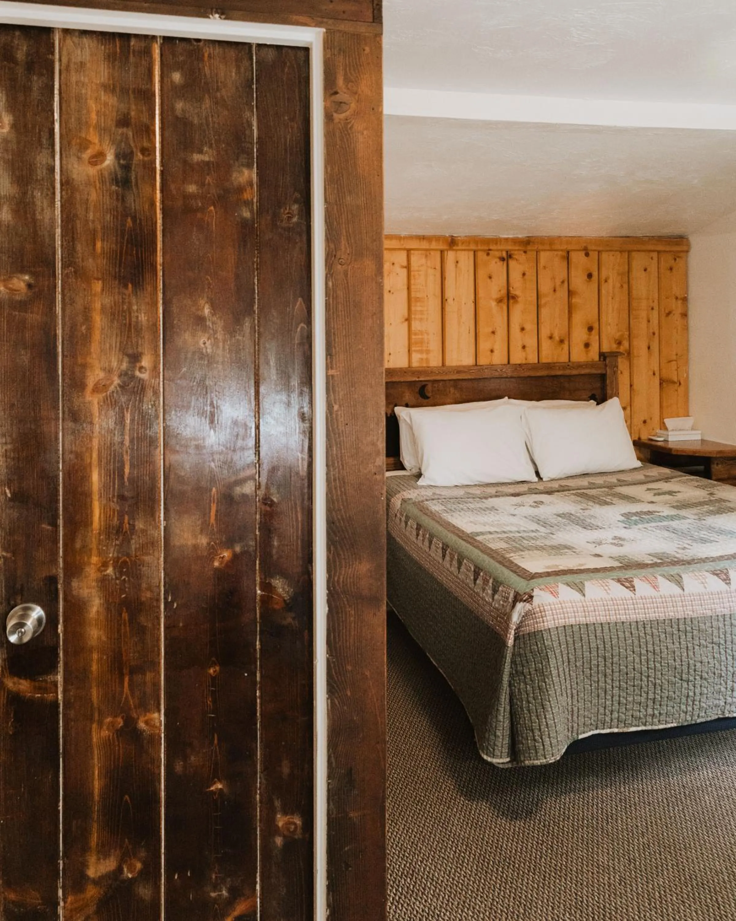 Bed in Bryce Pioneer Village
