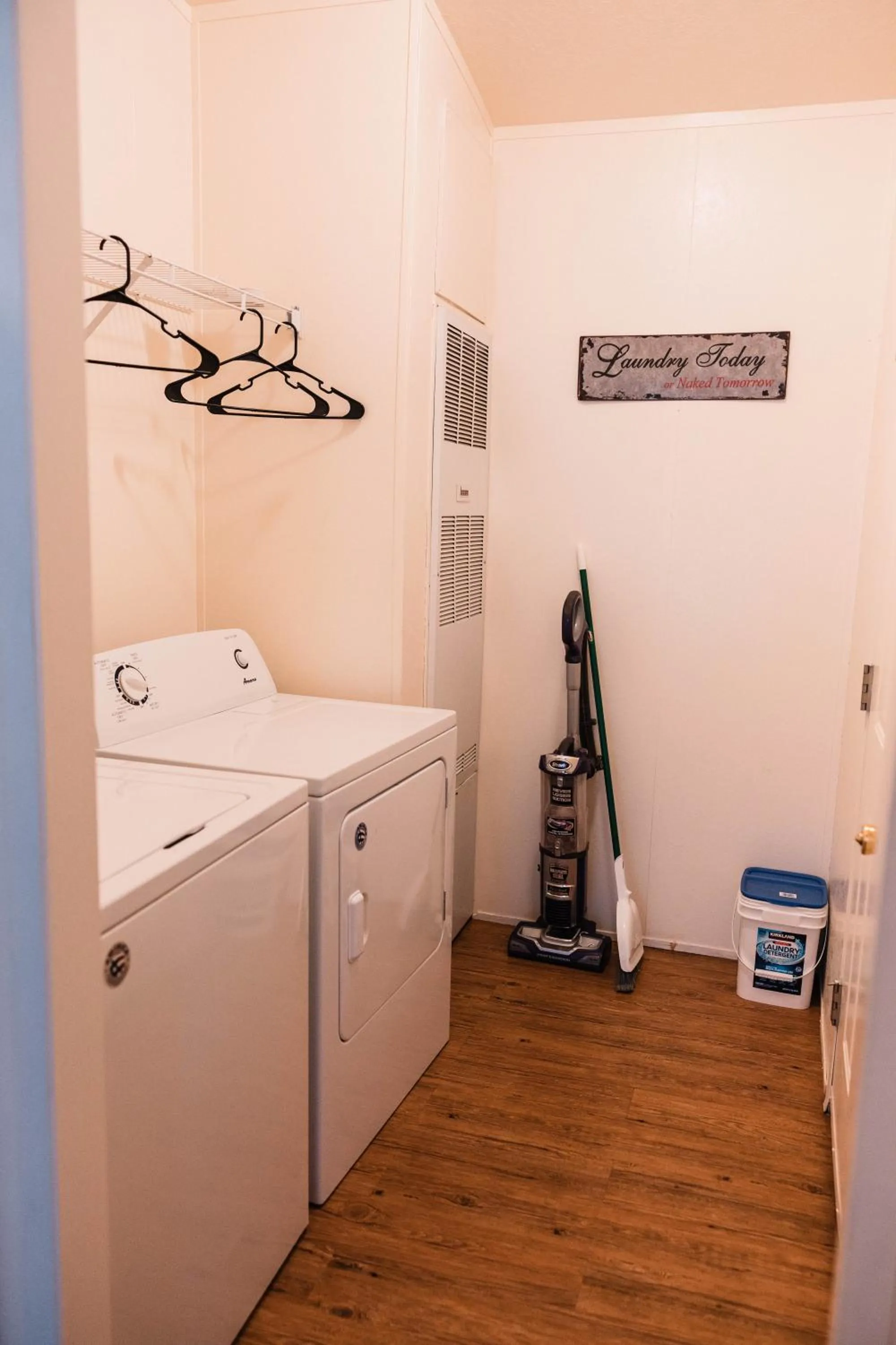 Bryce Pioneer Village