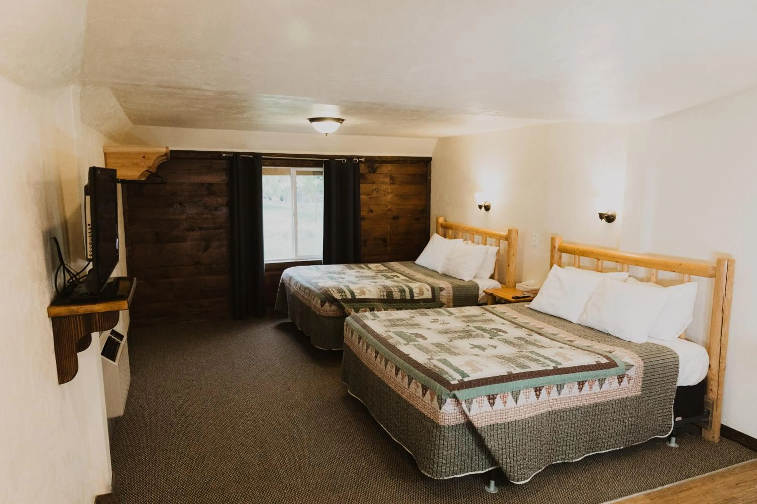 Bed in Bryce Pioneer Village