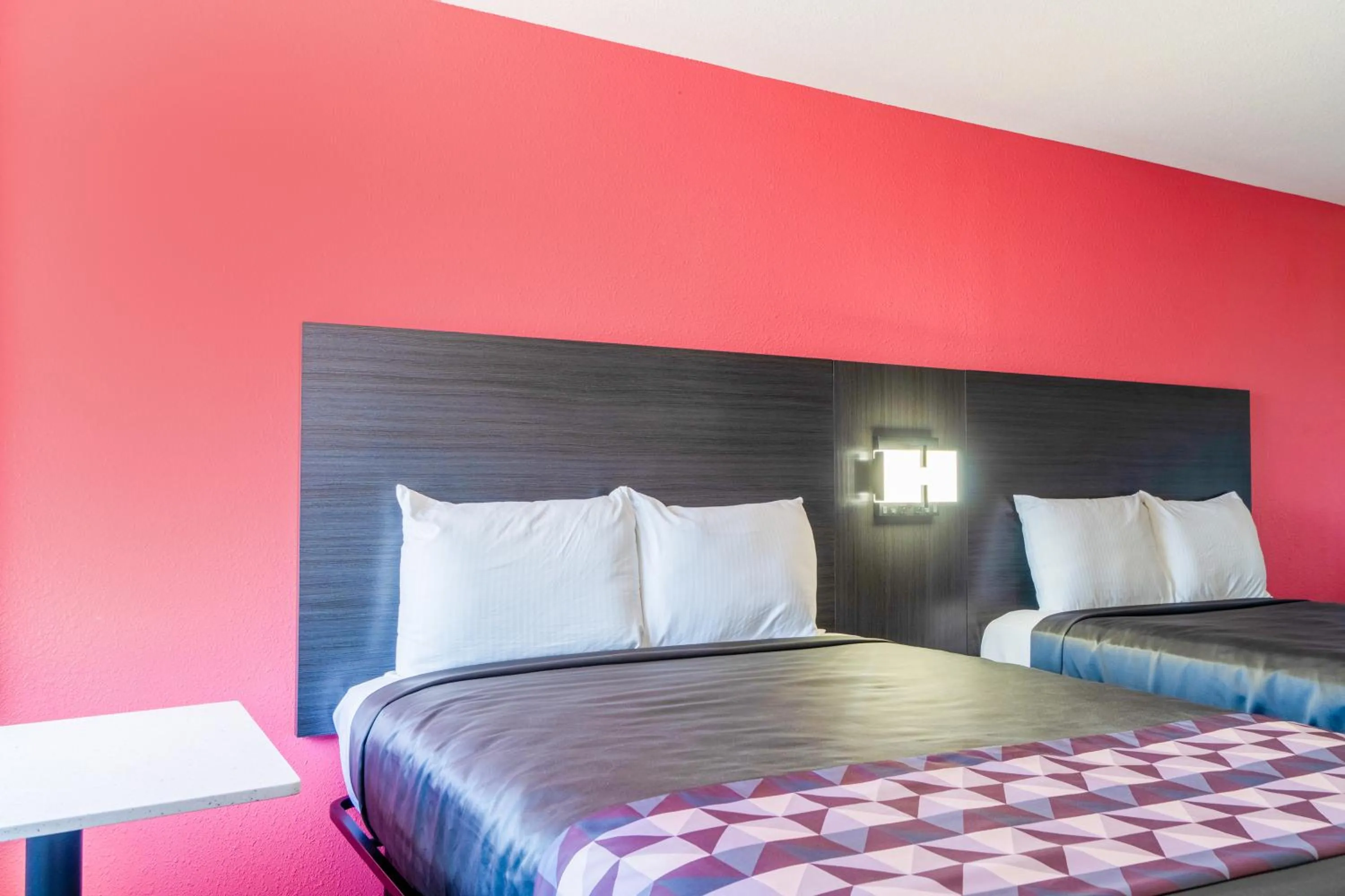 Bedroom in Royal Inn