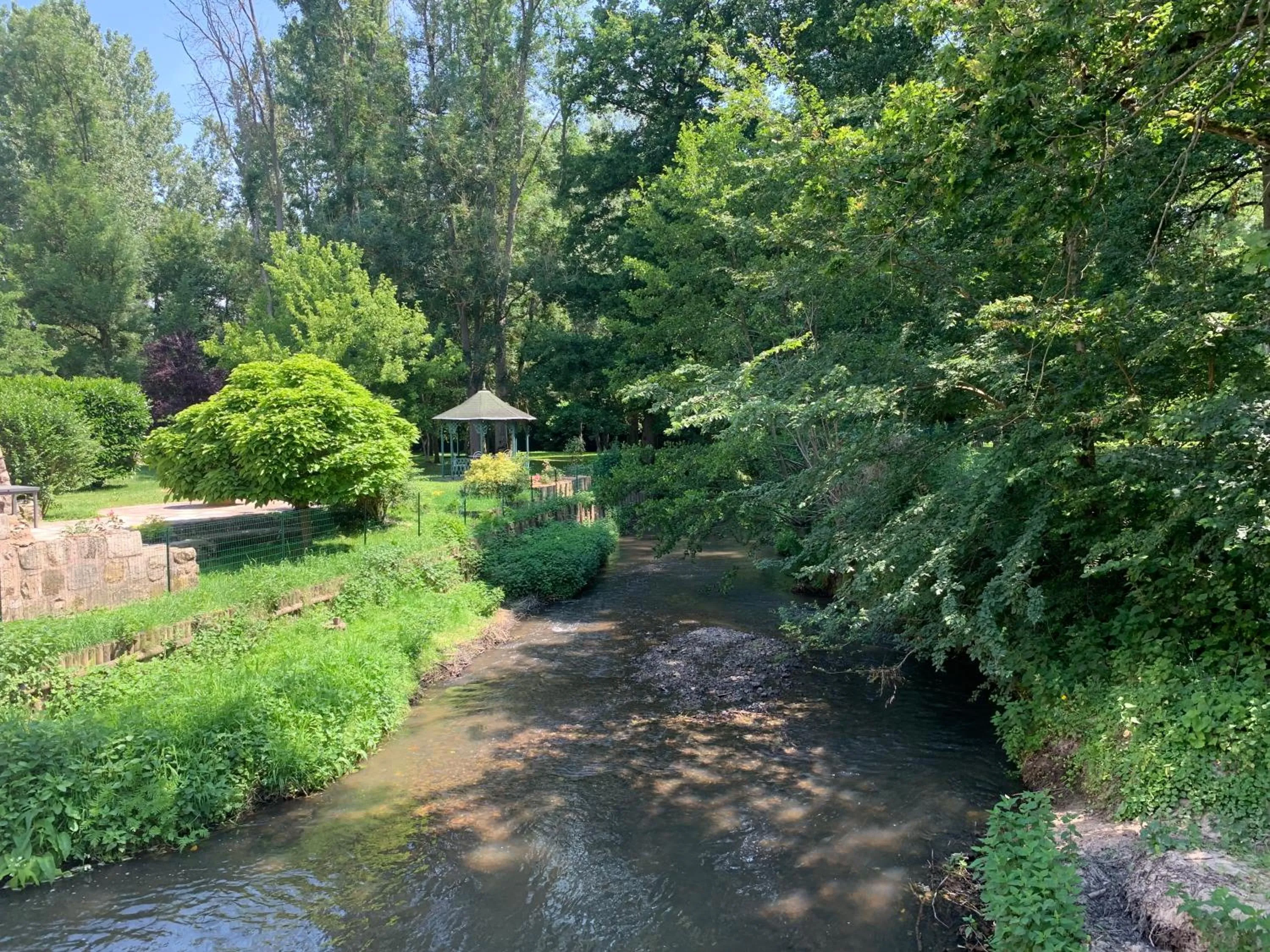 Patio in Le Moulin Bleu