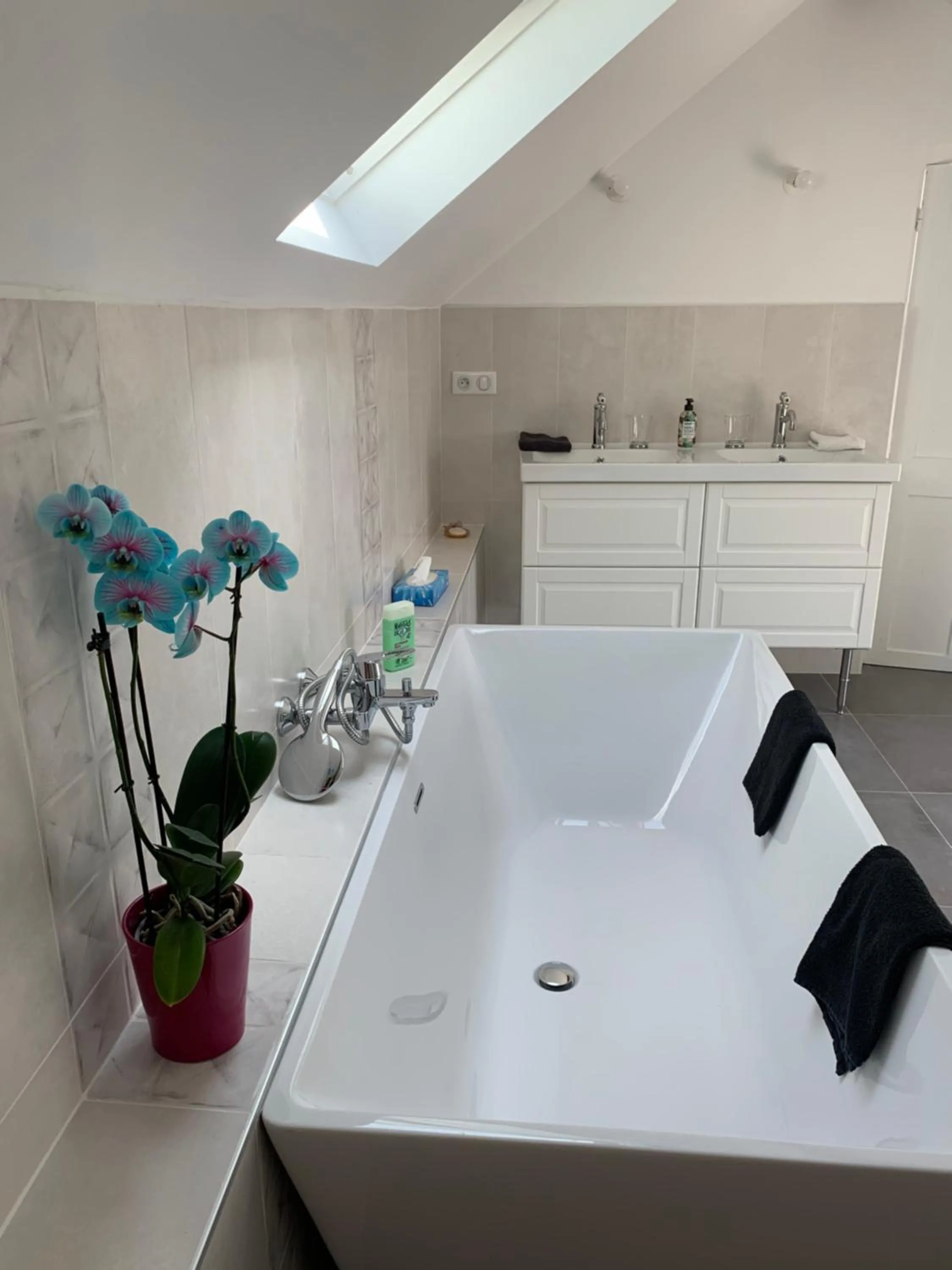 Bathroom in Le Moulin Bleu