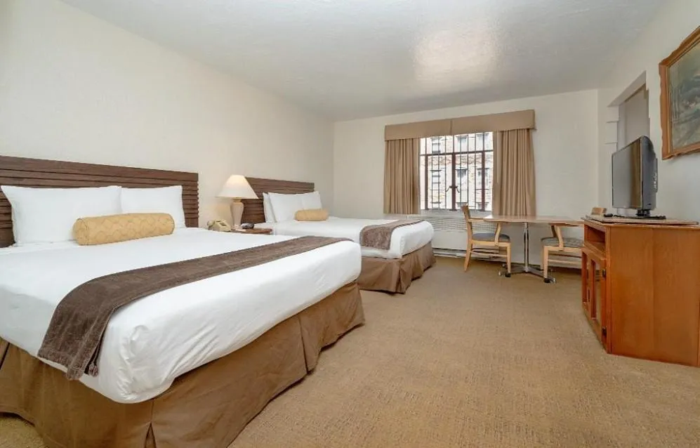 Bedroom, Bed in The Baroness Hotel