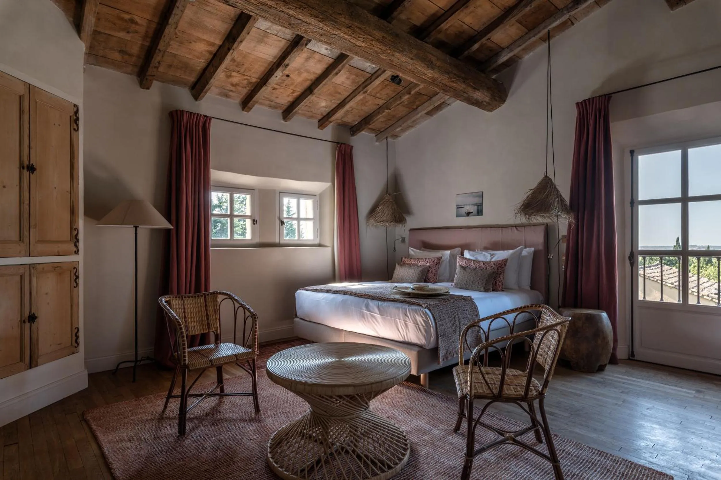 Photo of the whole room, Bed in Les Petites Maisons - Hameau des Baux