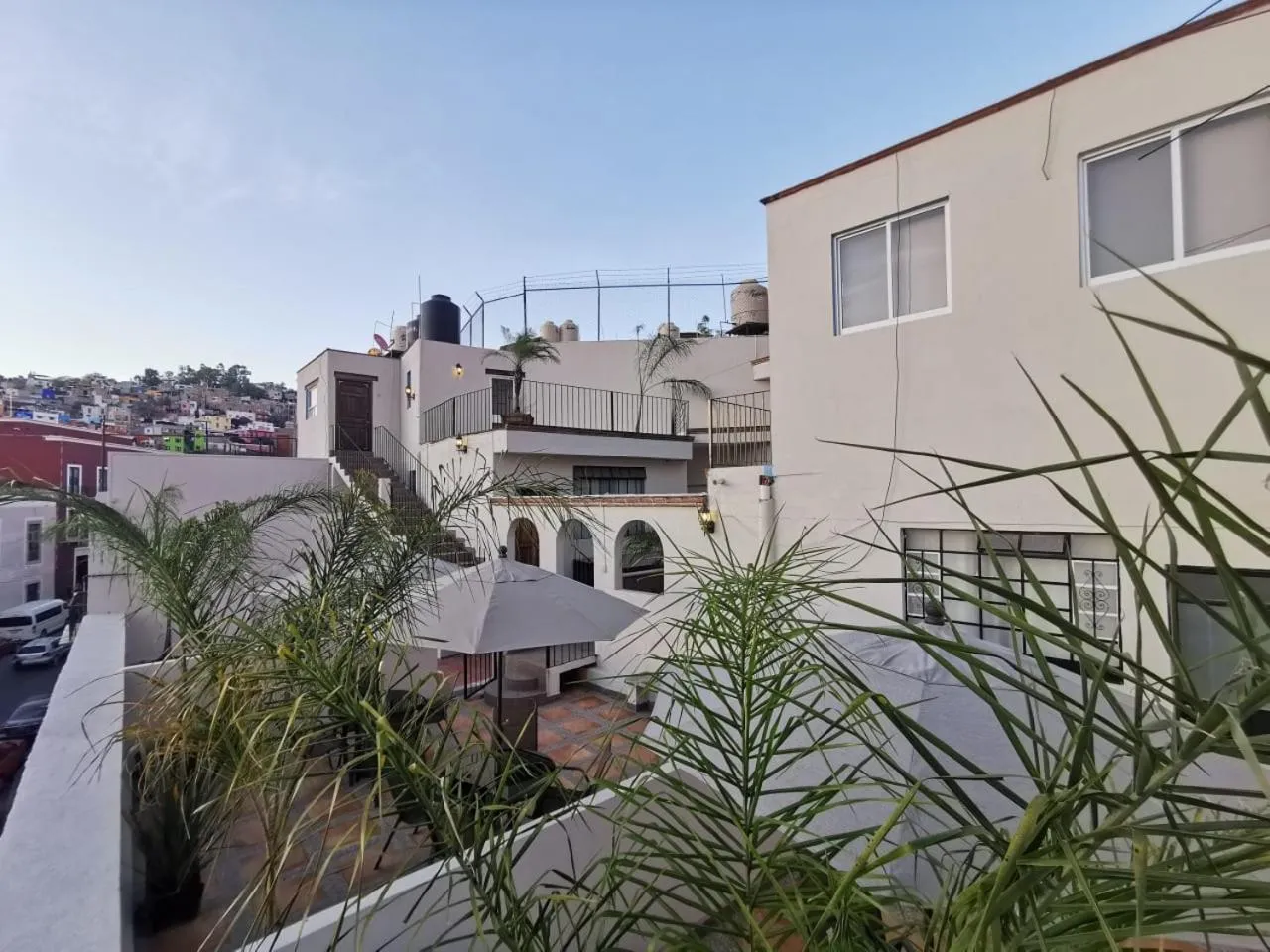 Property building in Hotel Jardín Cantador