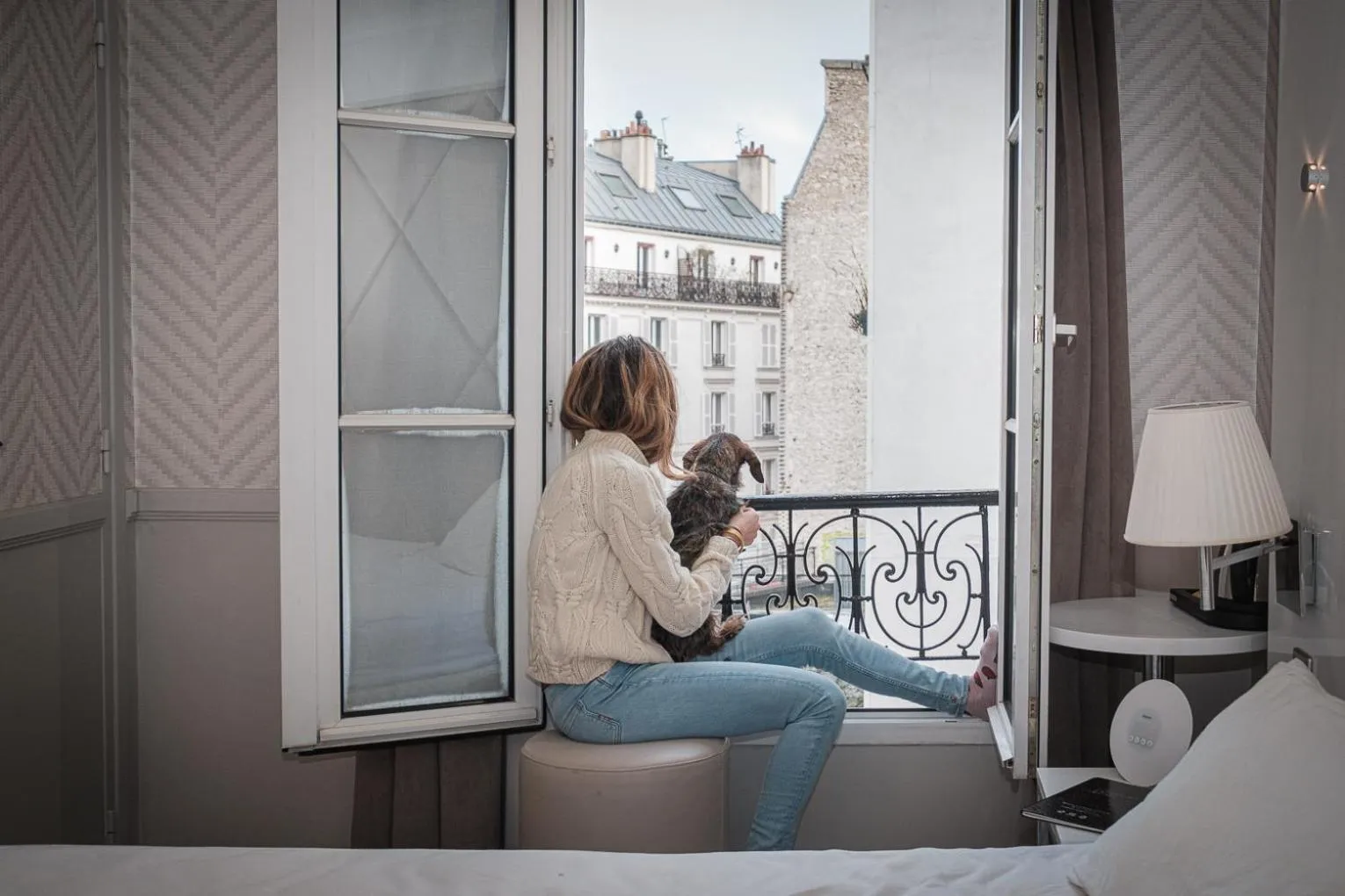 Bed in Longchamp Elysées