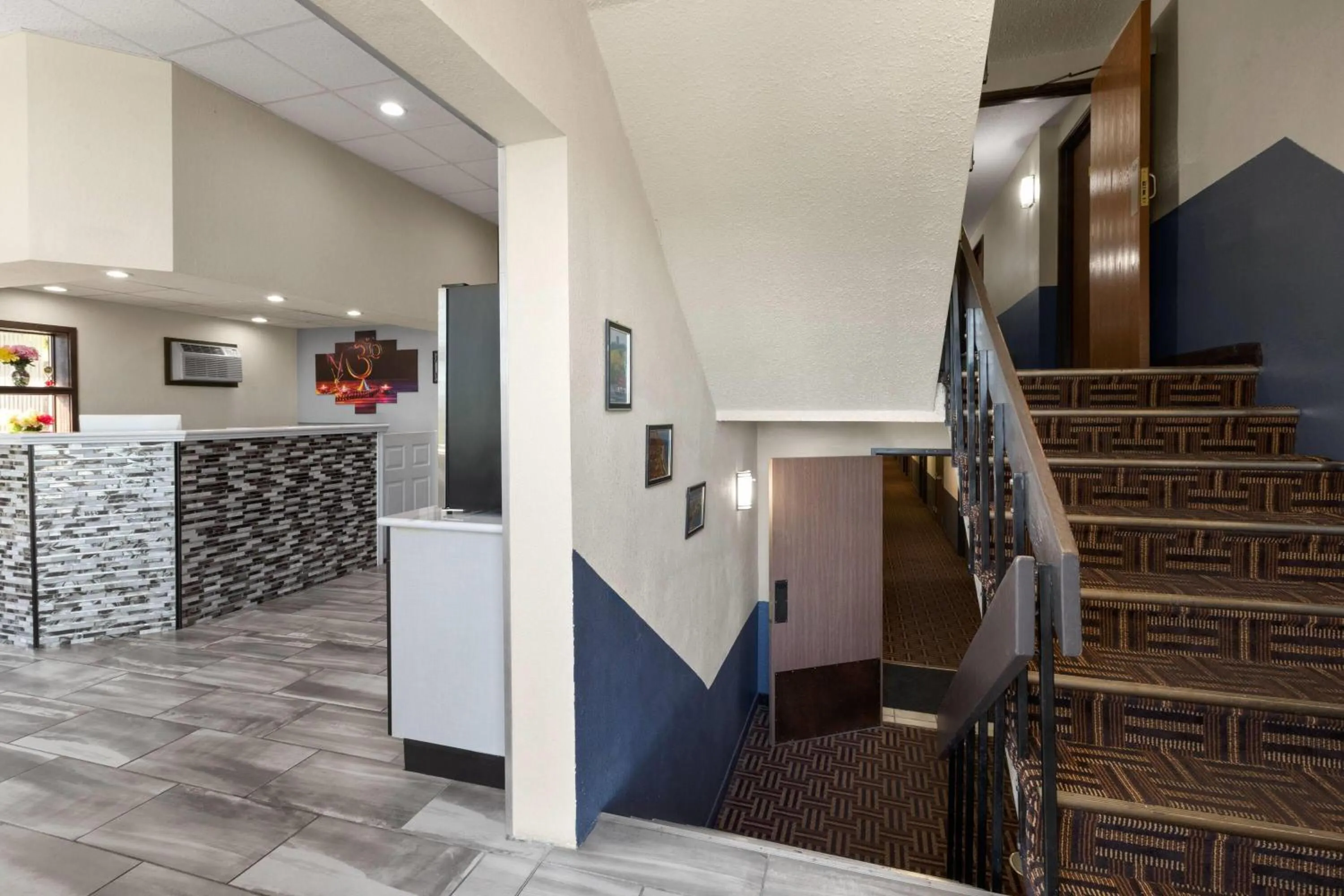 Lobby or reception in Super 8 by Wyndham Winona MN