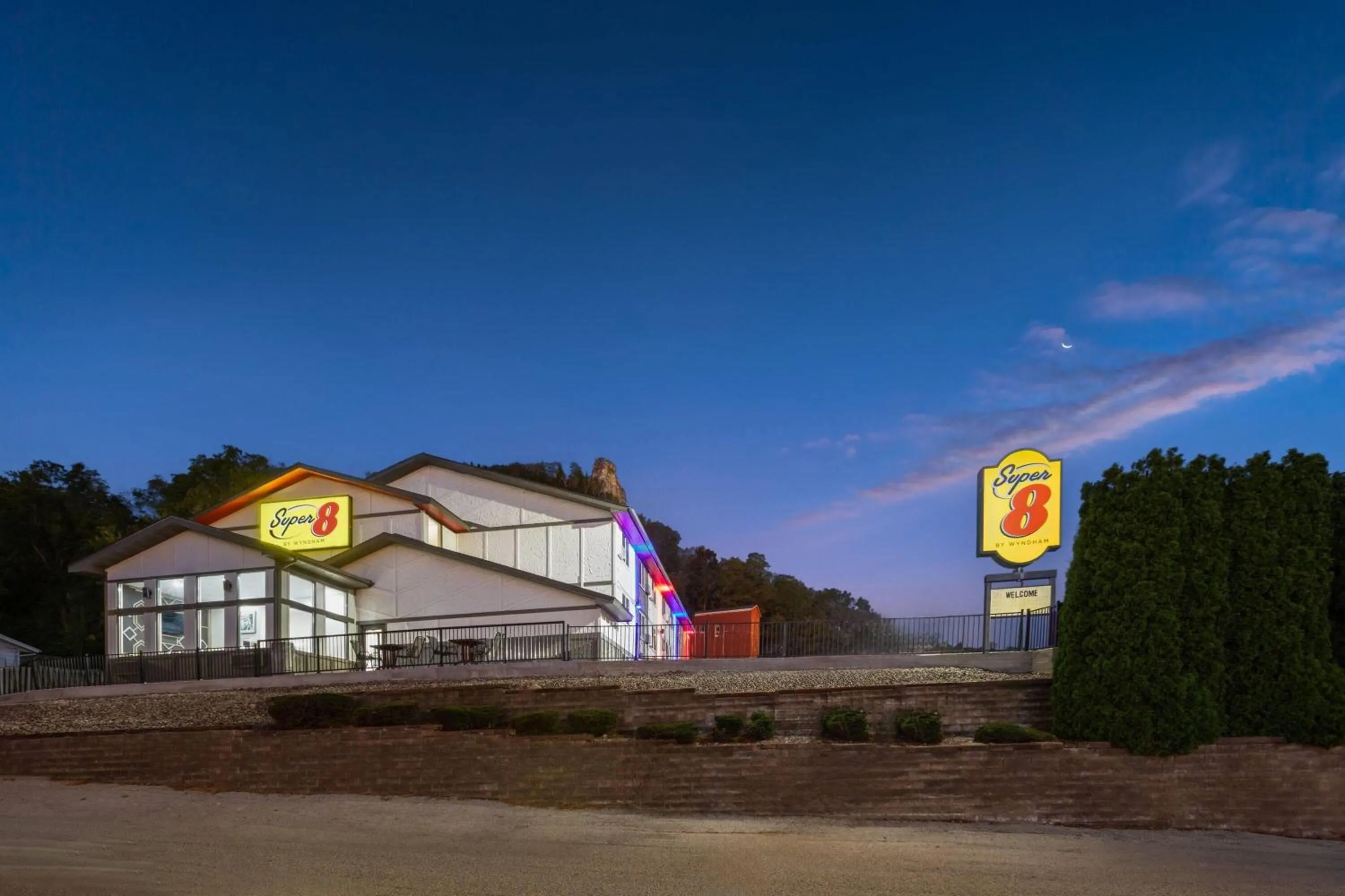 Property building in Super 8 by Wyndham Winona MN