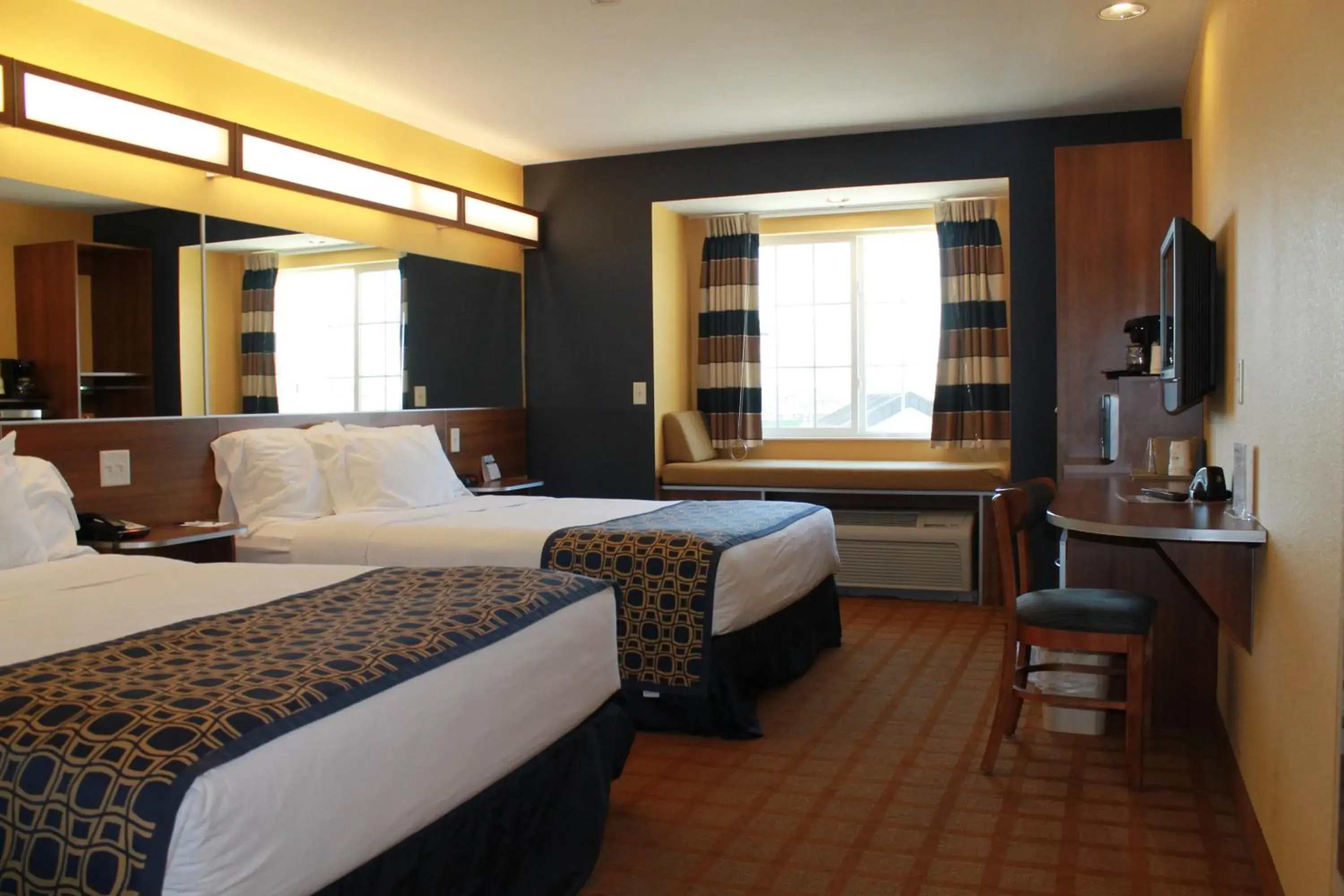 Queen Suite - Accessible in Microtel Inn & Suites - Kearney Queen Suite - Accessible in Microtel Inn & Suites - Kearney