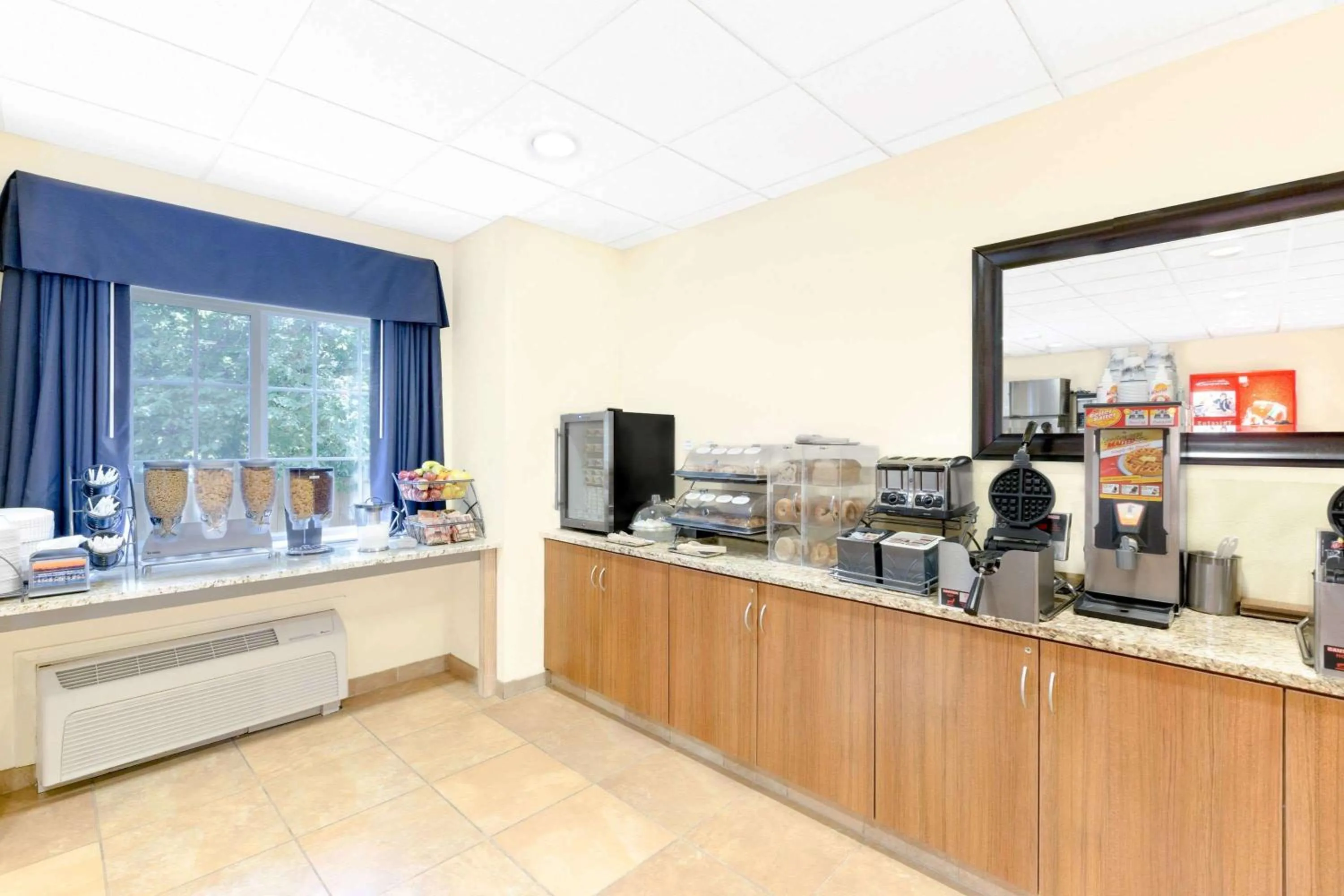 Restaurant/places to eat in Microtel Inn & Suites - Kearney