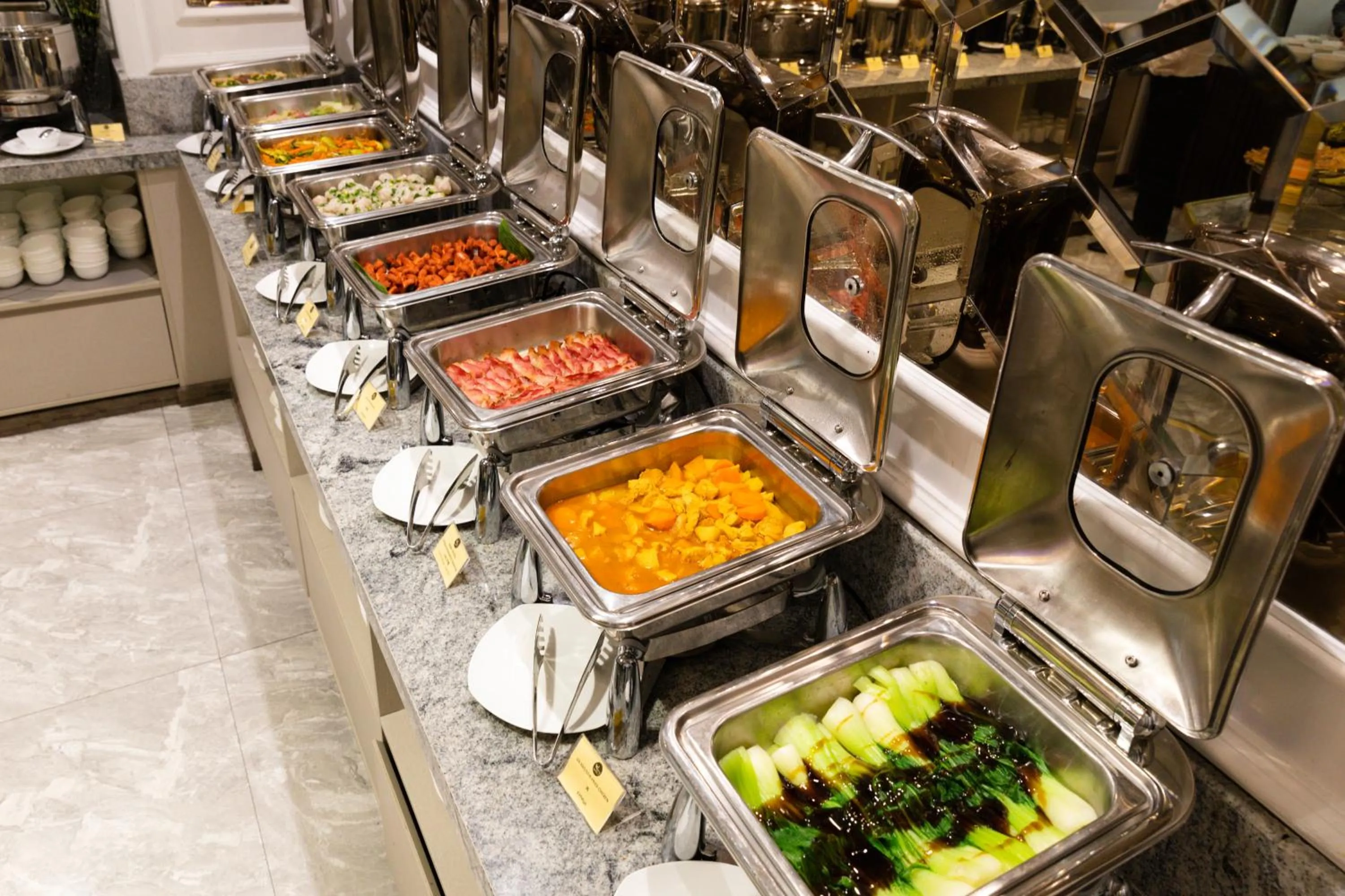 Restaurant/places to eat in Ivy Hotel Nha Trang